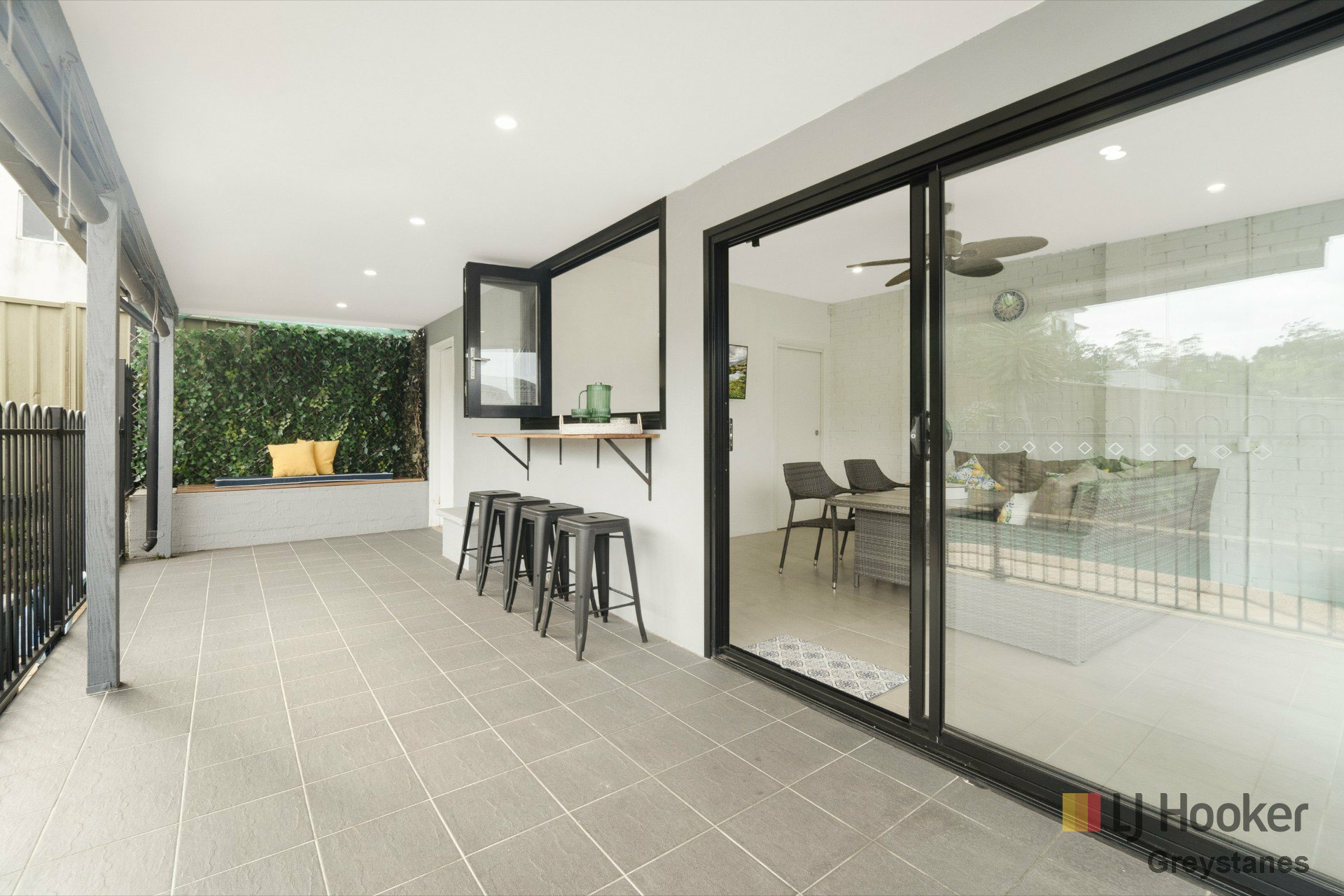28 Oldfield Street — photo 8 of 11