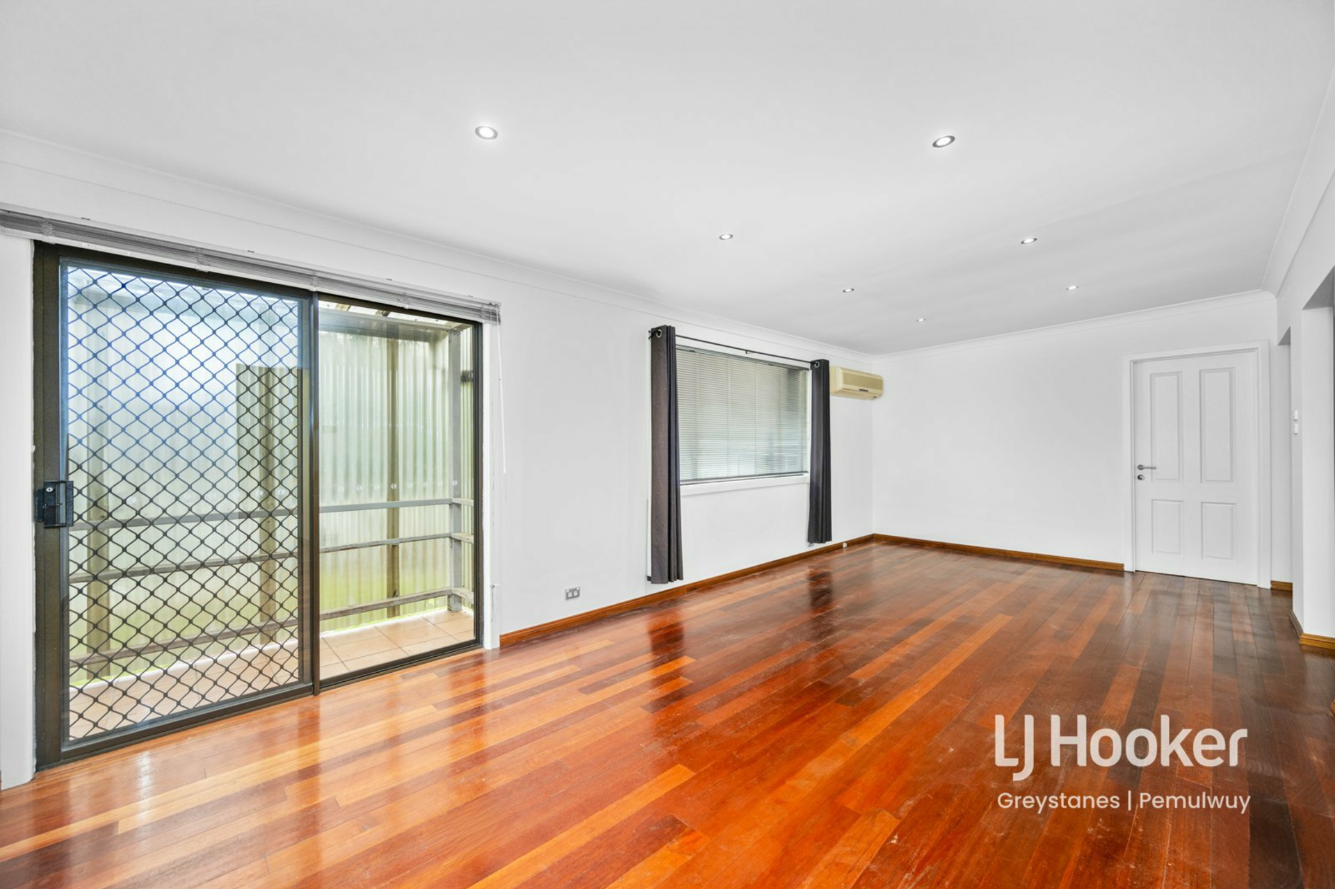 3 Warner Place — photo 5 of 7