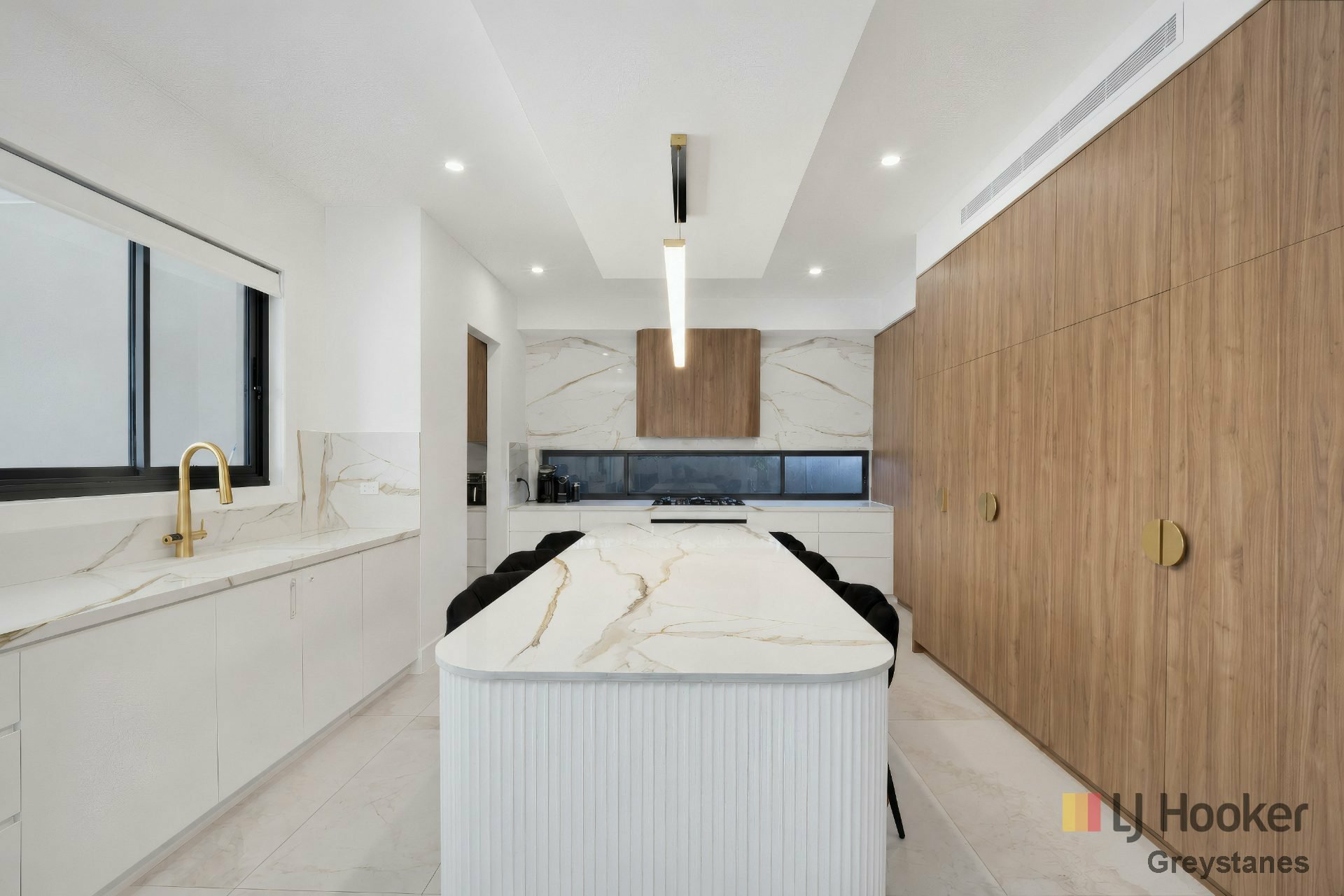 9 Rogers Street — photo 2 of 14