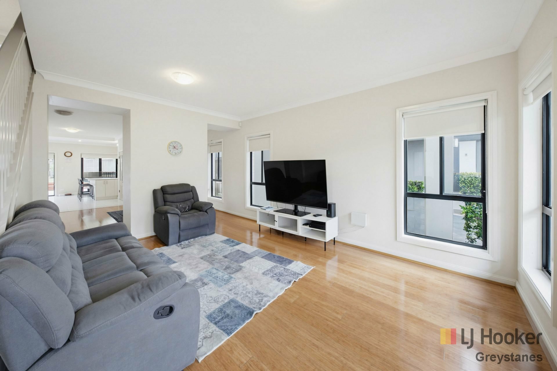 10 Boraga Street — photo 4 of 11
