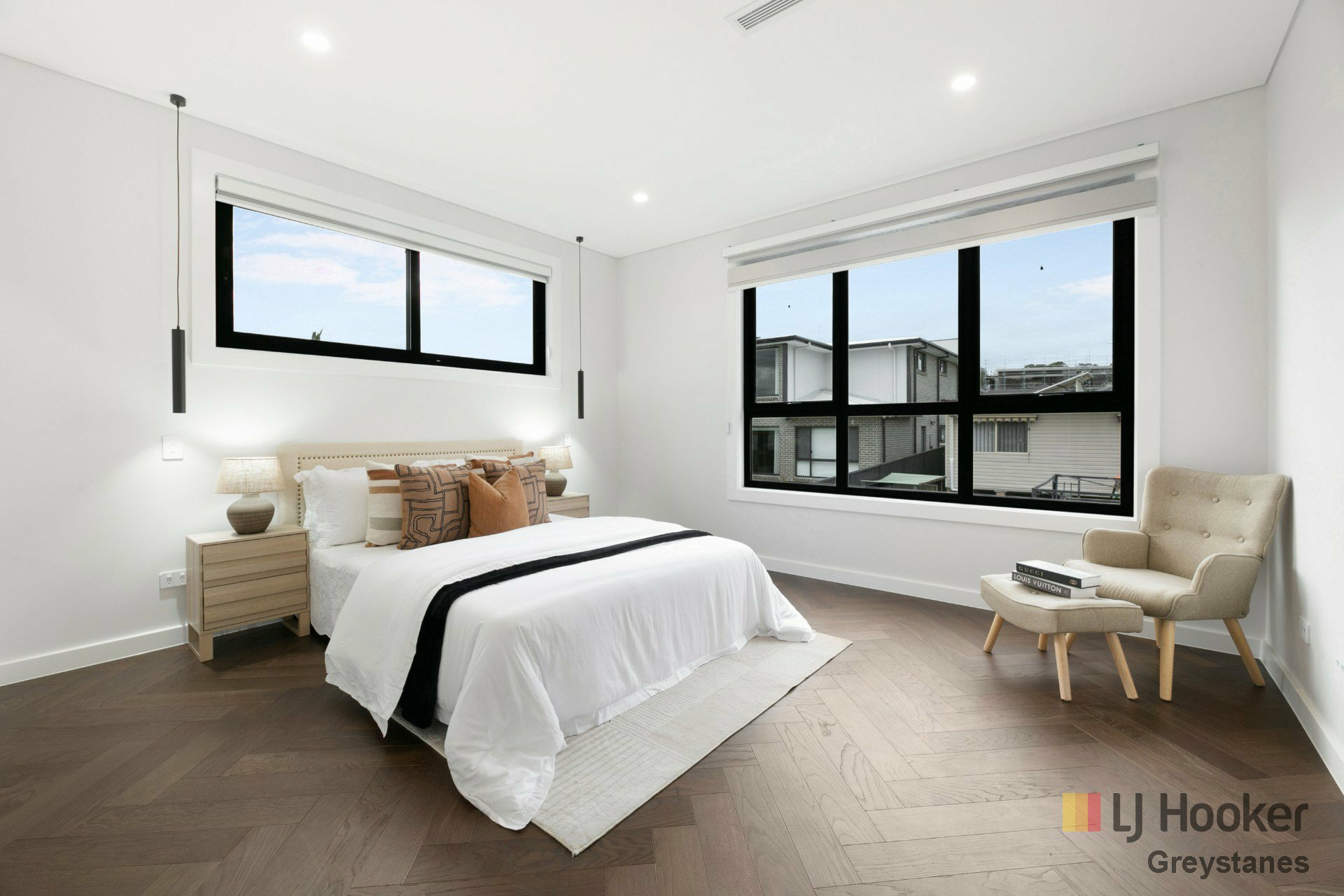 28 Hanbury St — photo 8 of 13