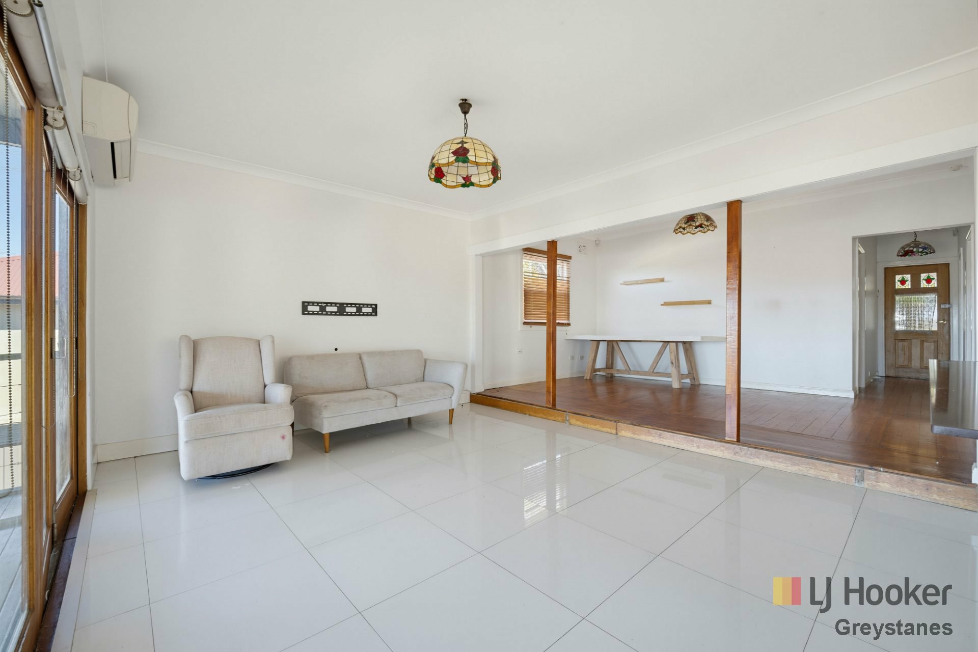 192 Greystanes Rd — photo 3 of 9