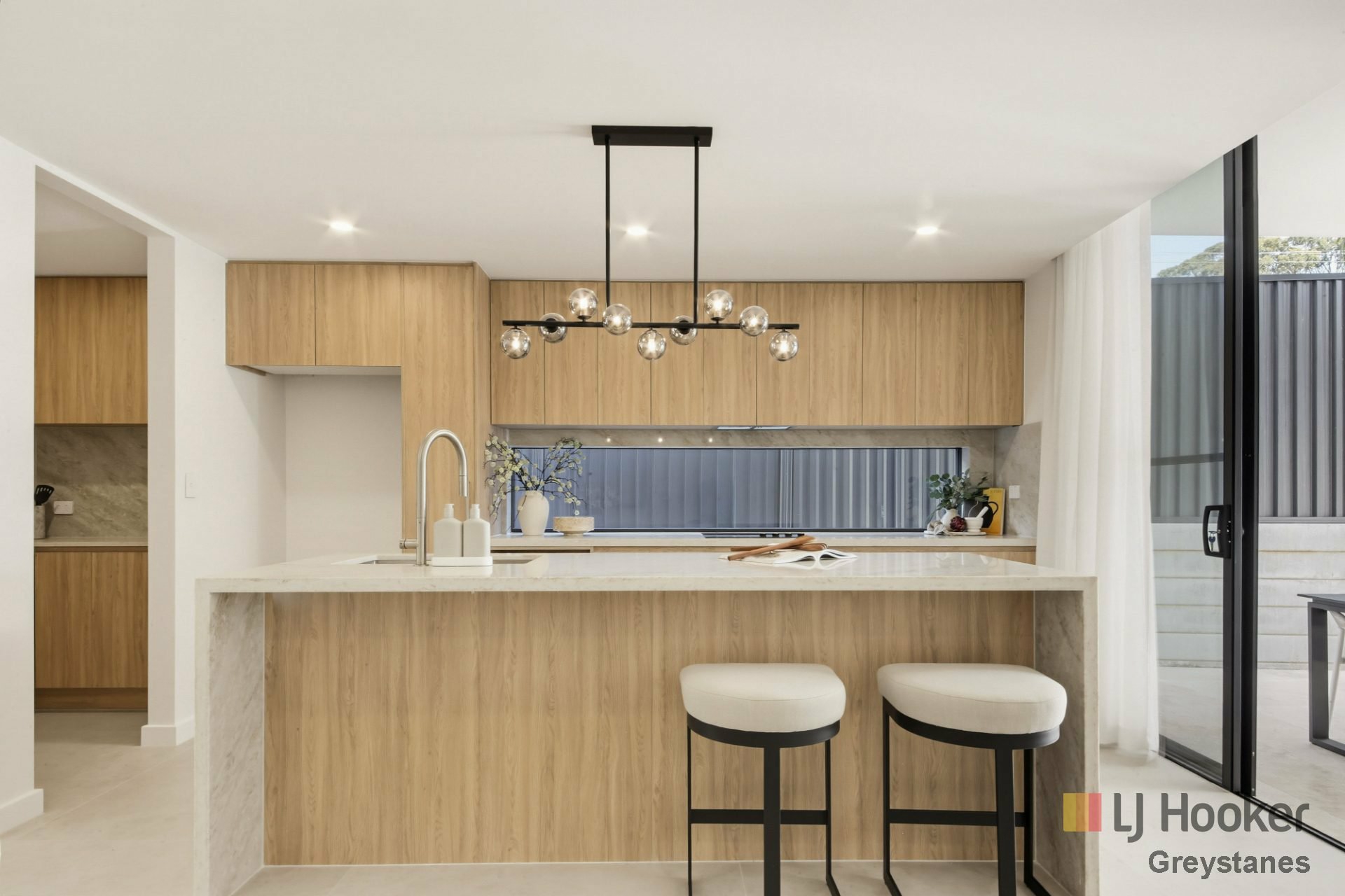 15A Bambil Street — photo 2 of 19