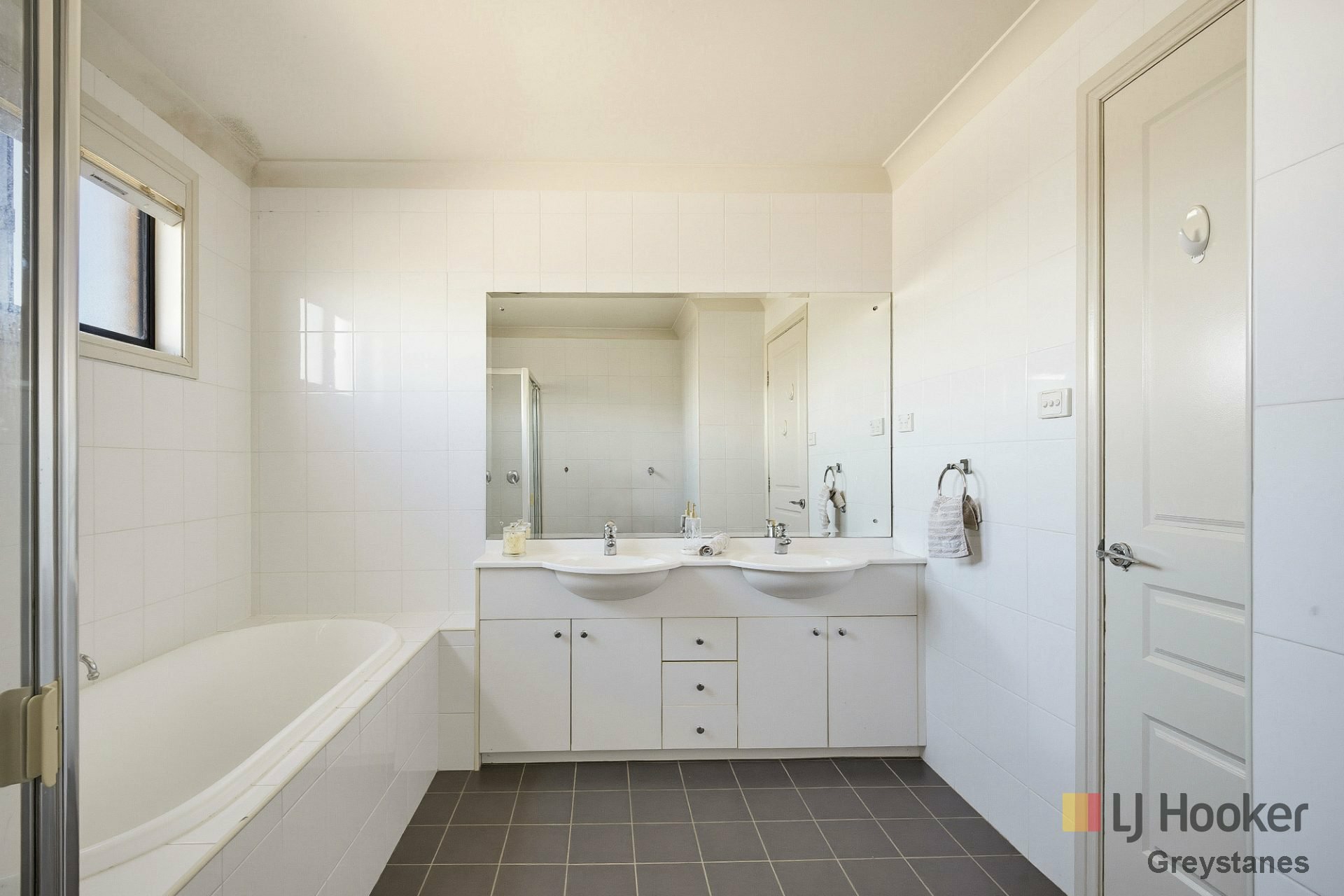 304 Old Prospect Rd — photo 11 of 14