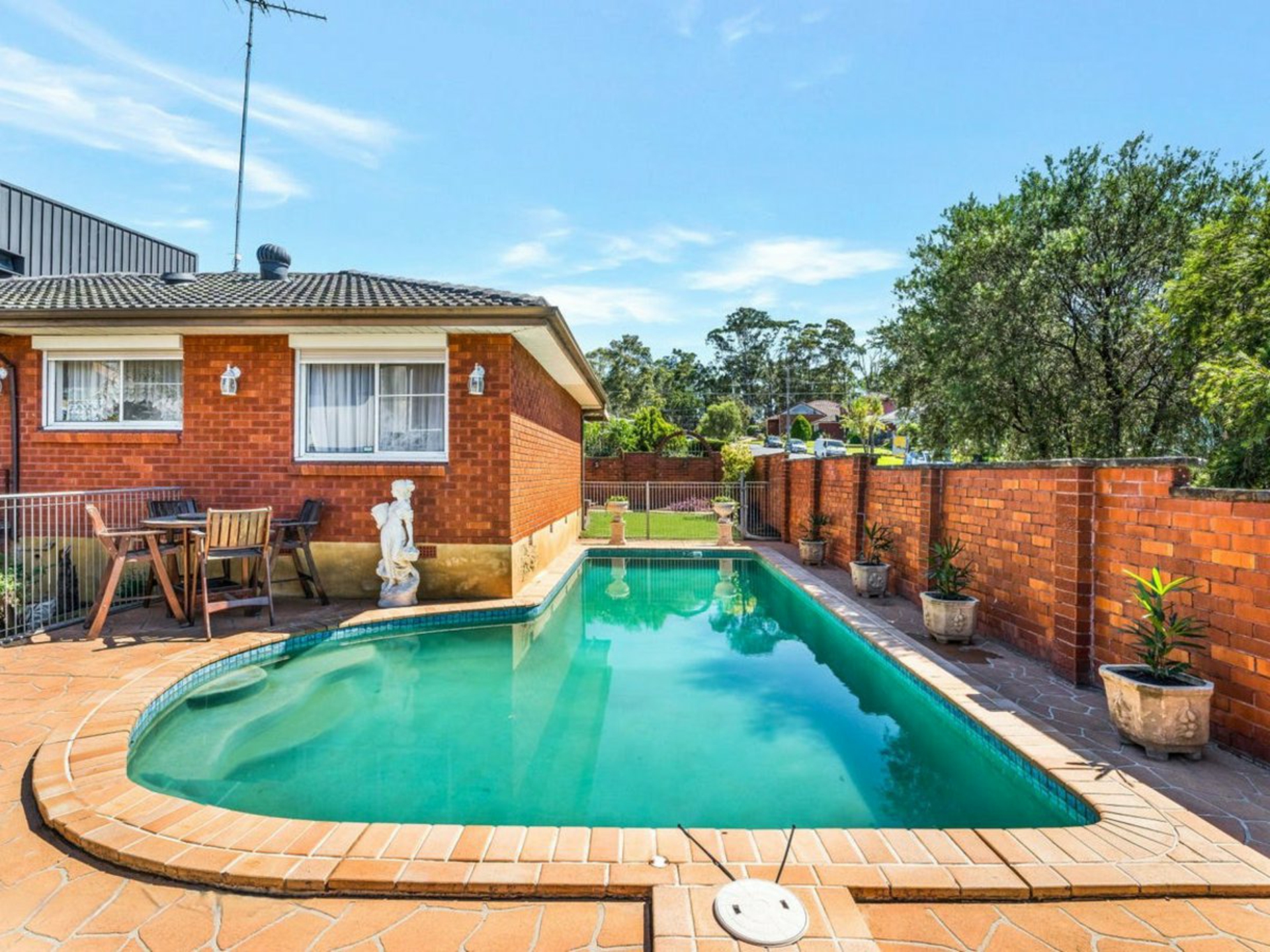2 Camellia Street — photo 12 of 12