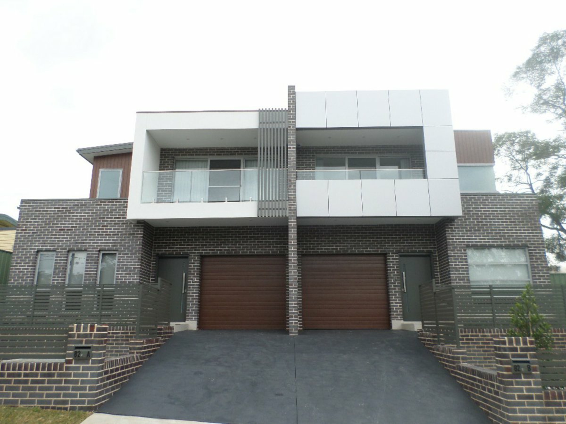 82a GREVILLEA CRESCENT — photo from LJ Hooker Greystanes