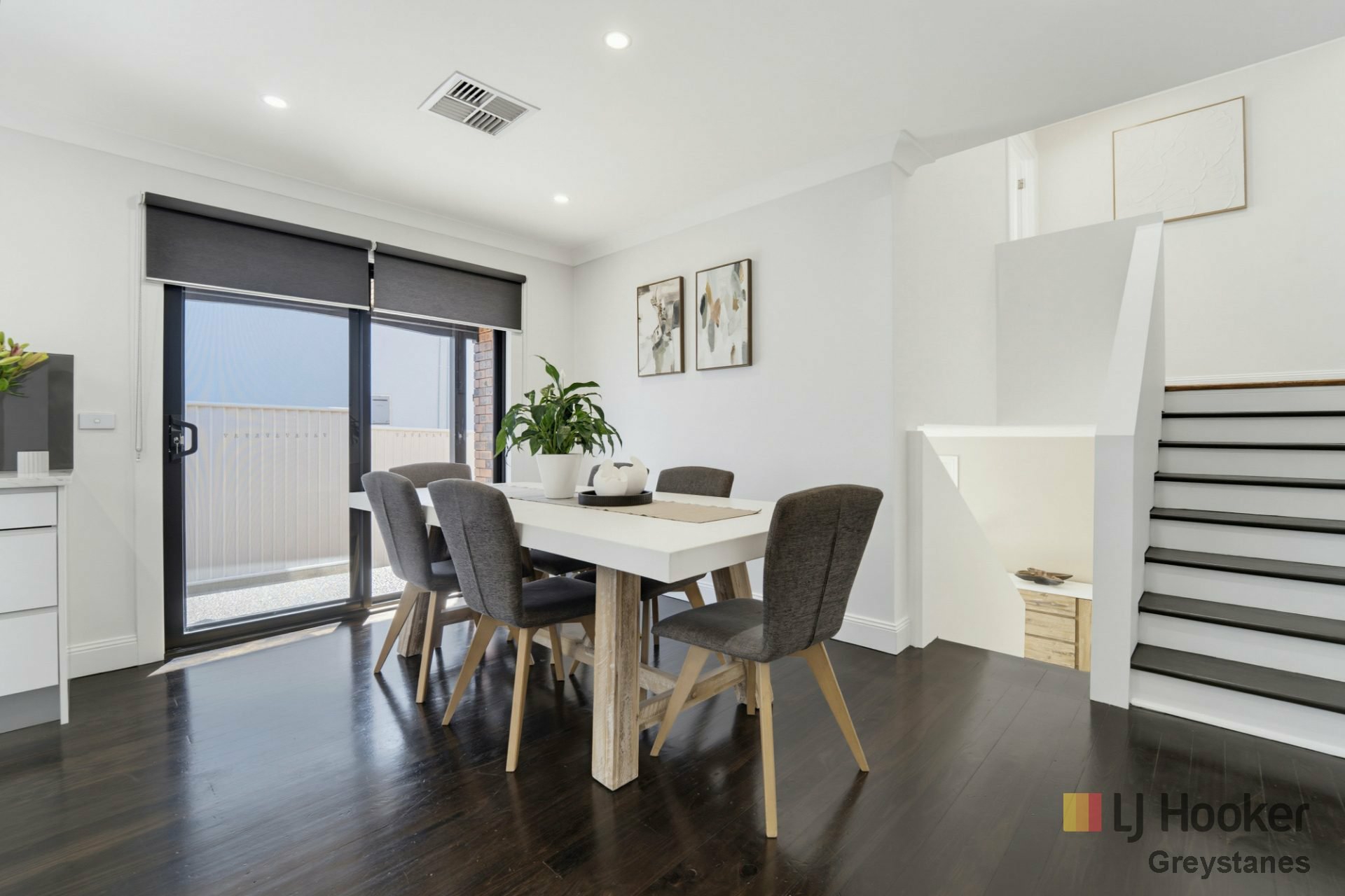 1 Cedarwood Close — photo 5 of 16