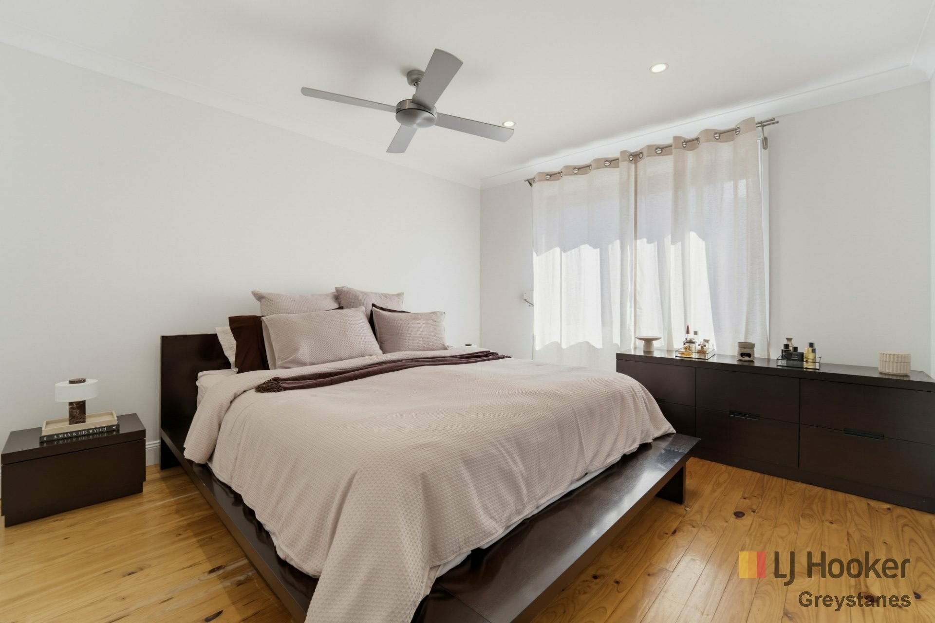 1 Cedarwood Close — photo 9 of 16