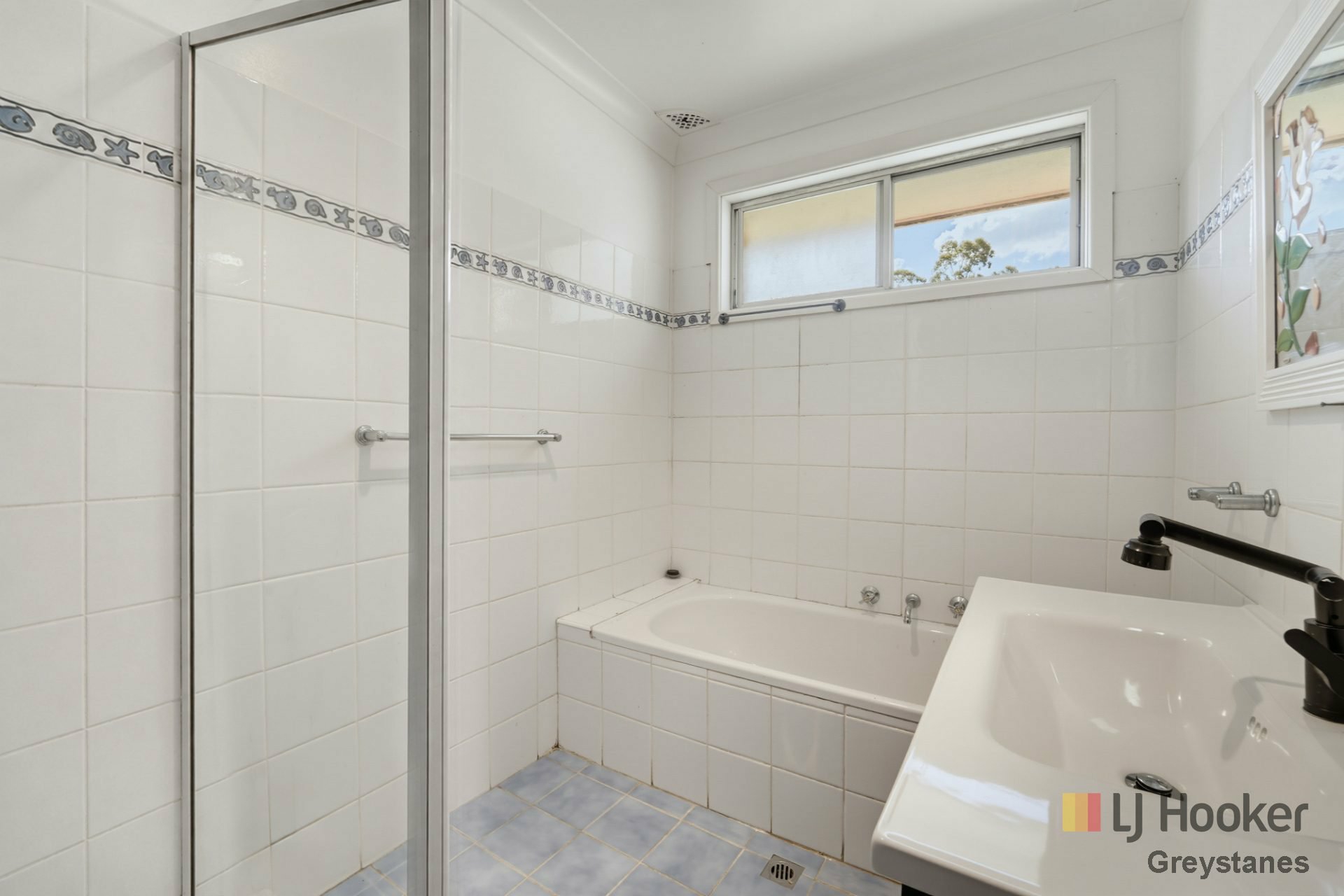 47 Benaud Street — photo 8 of 10