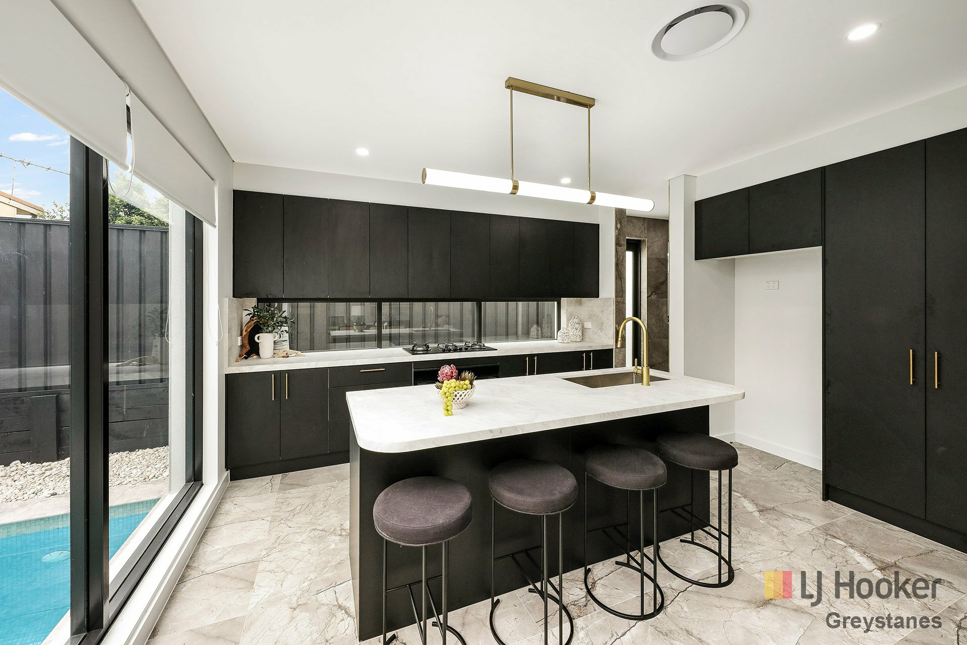 1 Deborah St — photo 8 of 16
