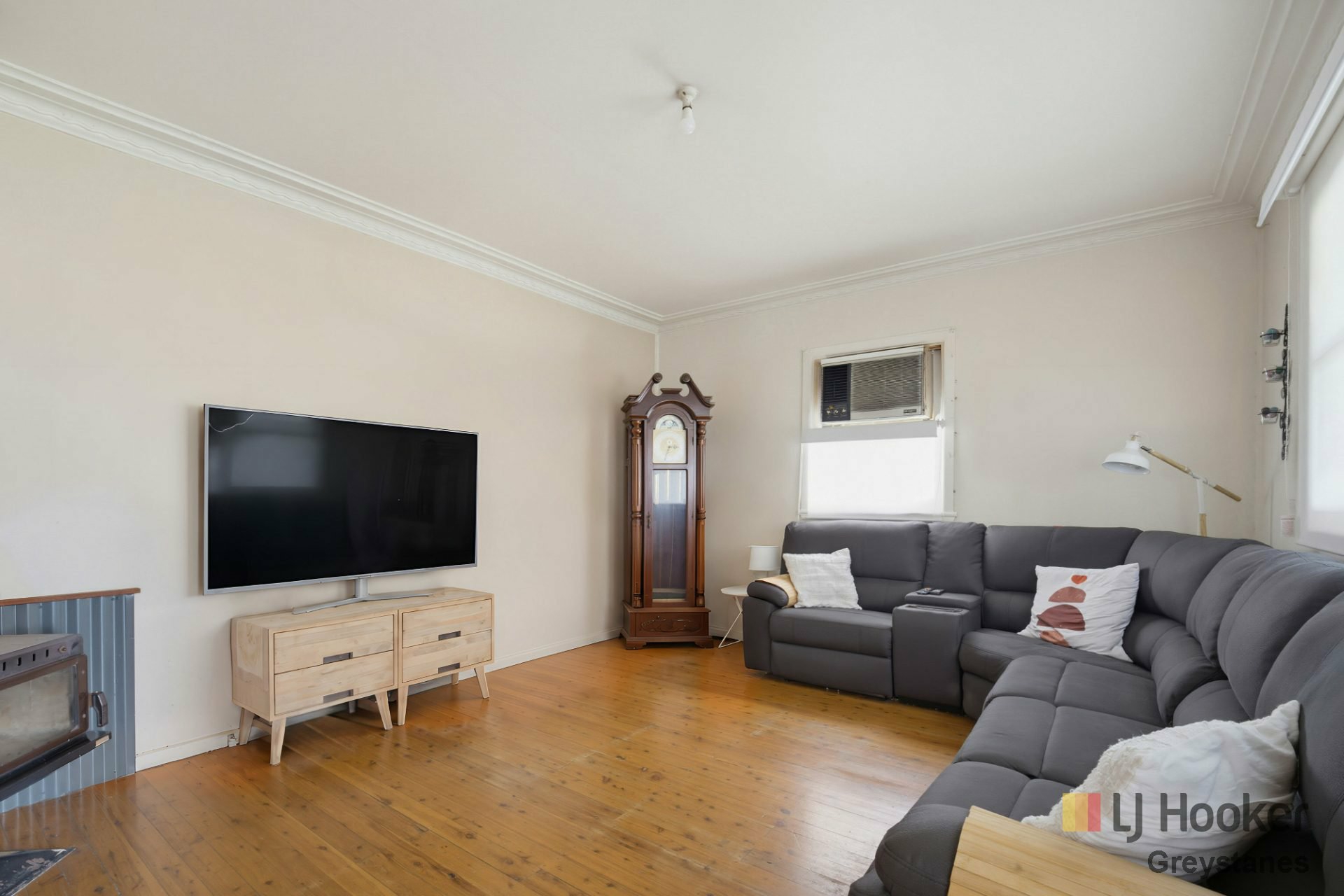 135 Cumberland Road — photo 3 of 10