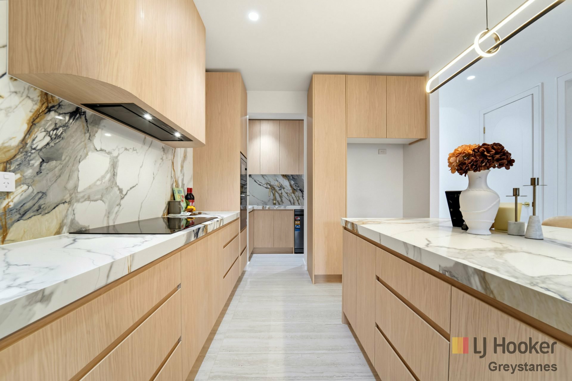 52 Alpha Rd — photo 2 of 12