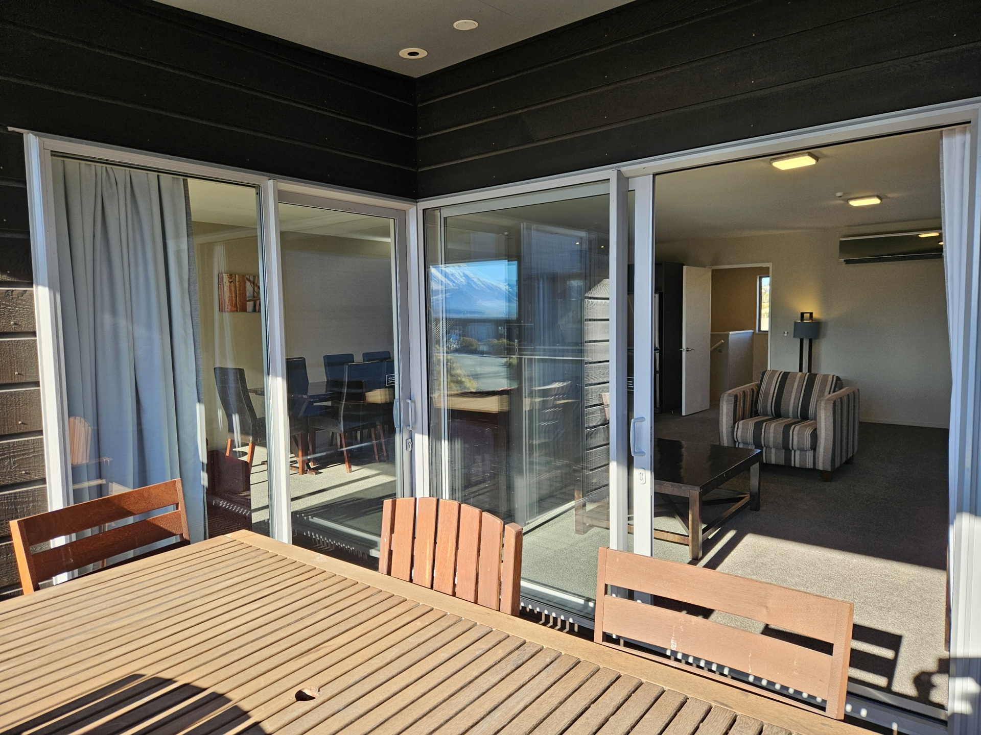 U 77 Room 401, Peppers Bluewater Resort, LAKE TEKAPO
