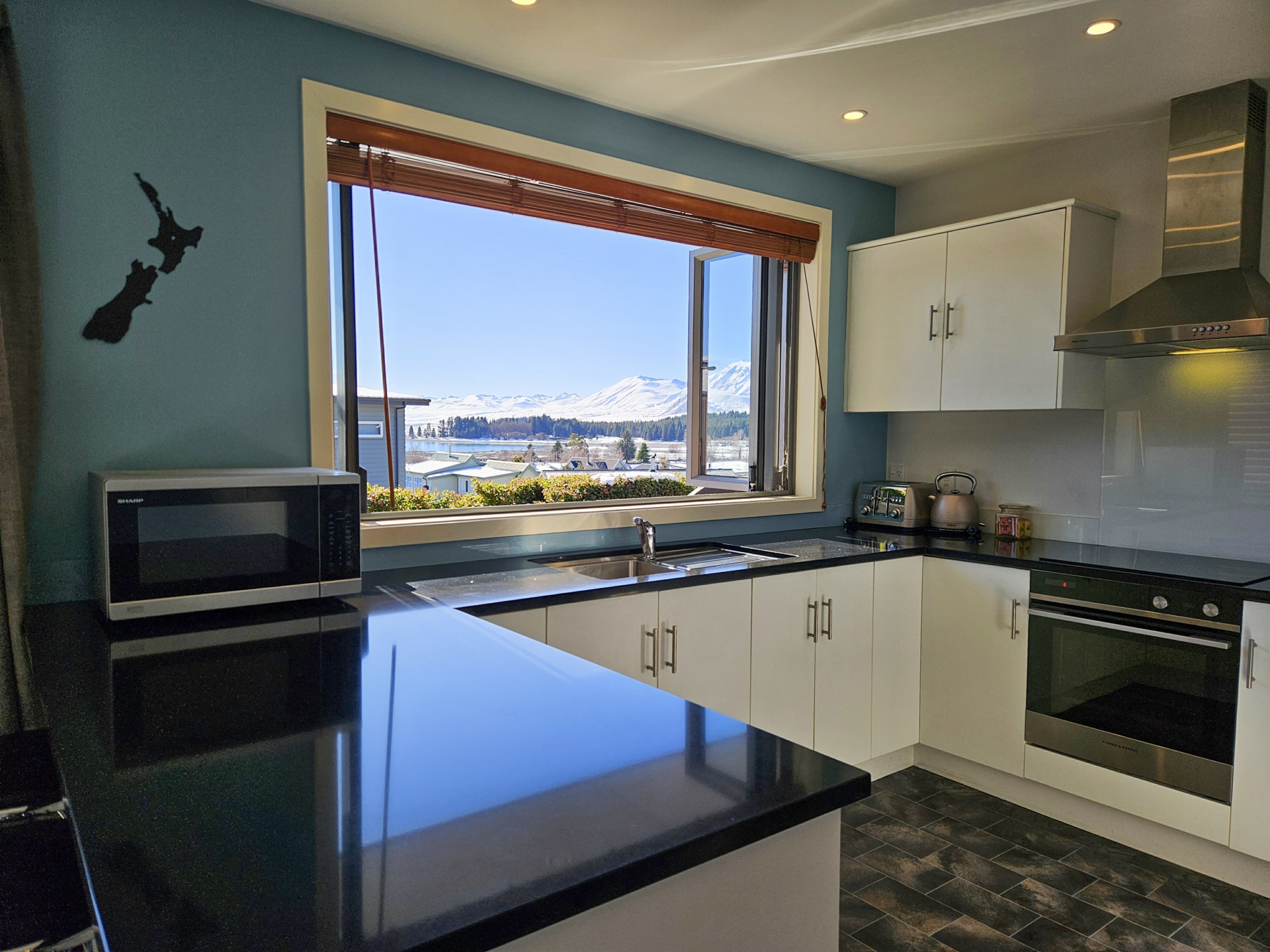 12 O'Neill Place, LAKE TEKAPO