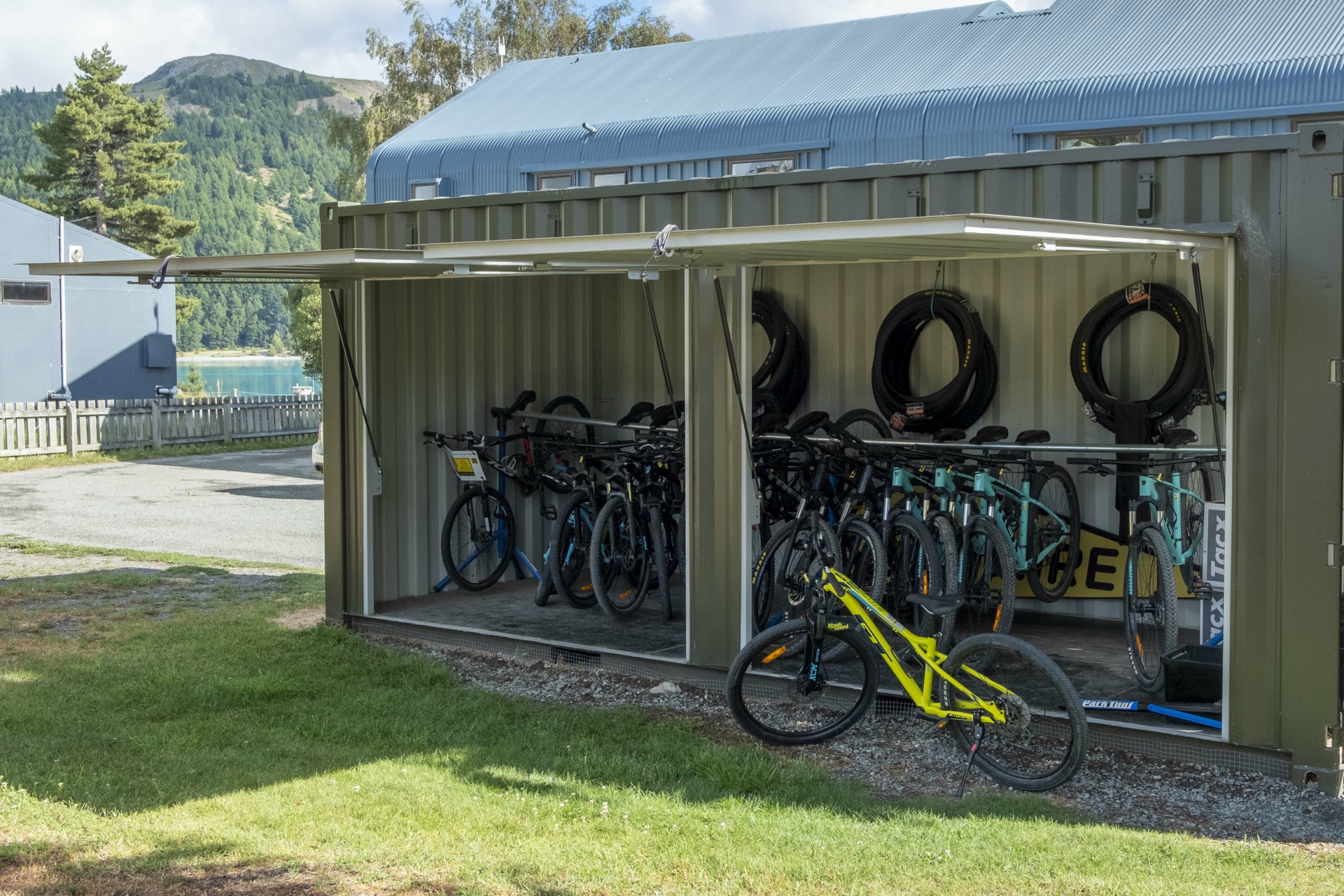 BeSpoke Bike Tours Limited, LAKE TEKAPO