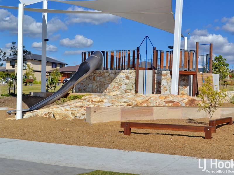 18 Bailey Street, YARRABILBA