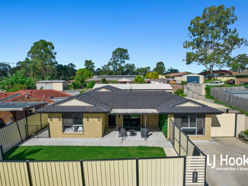 9 Rochelle Court, Edens Landing