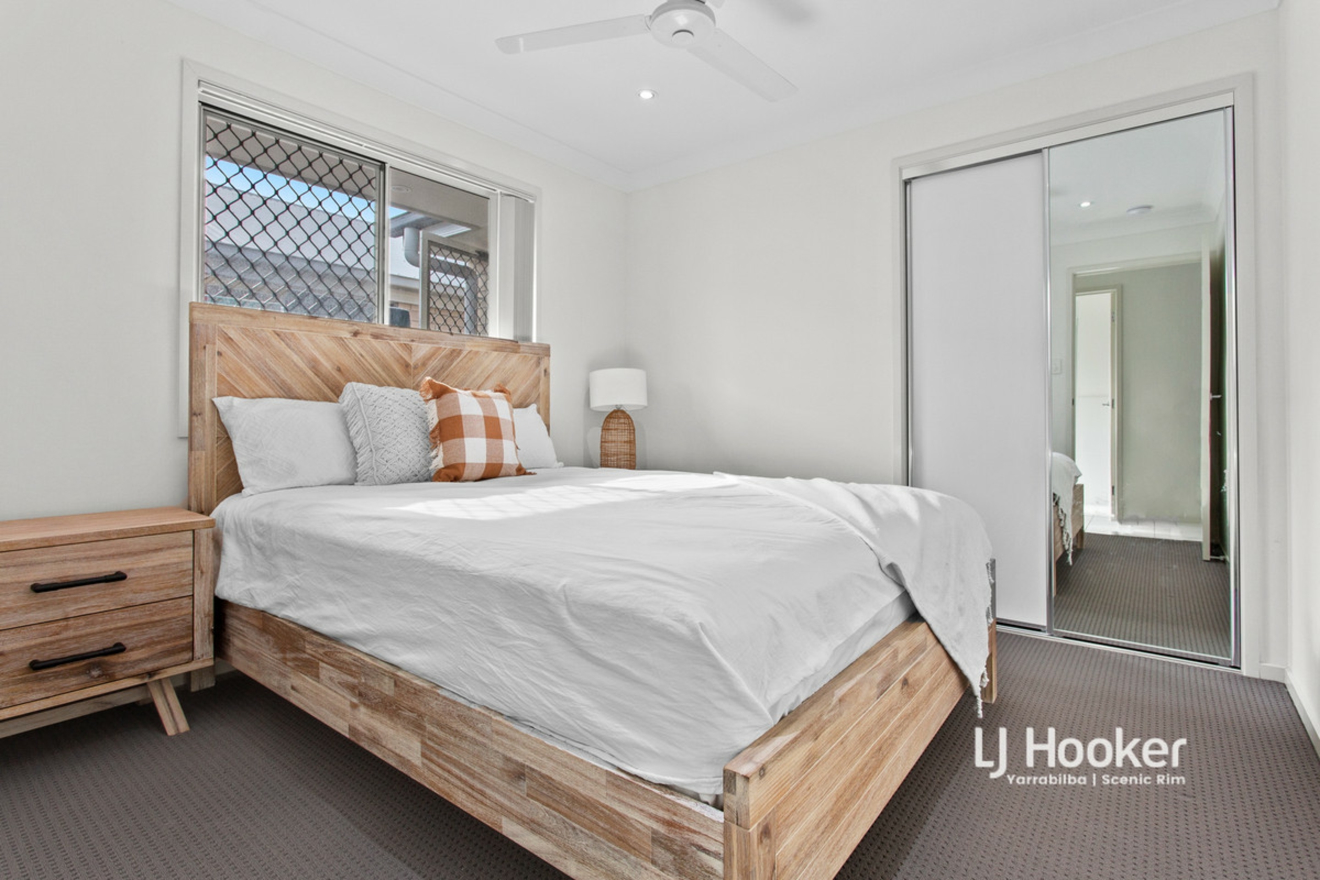 16 Olivine Circuit, YARRABILBA