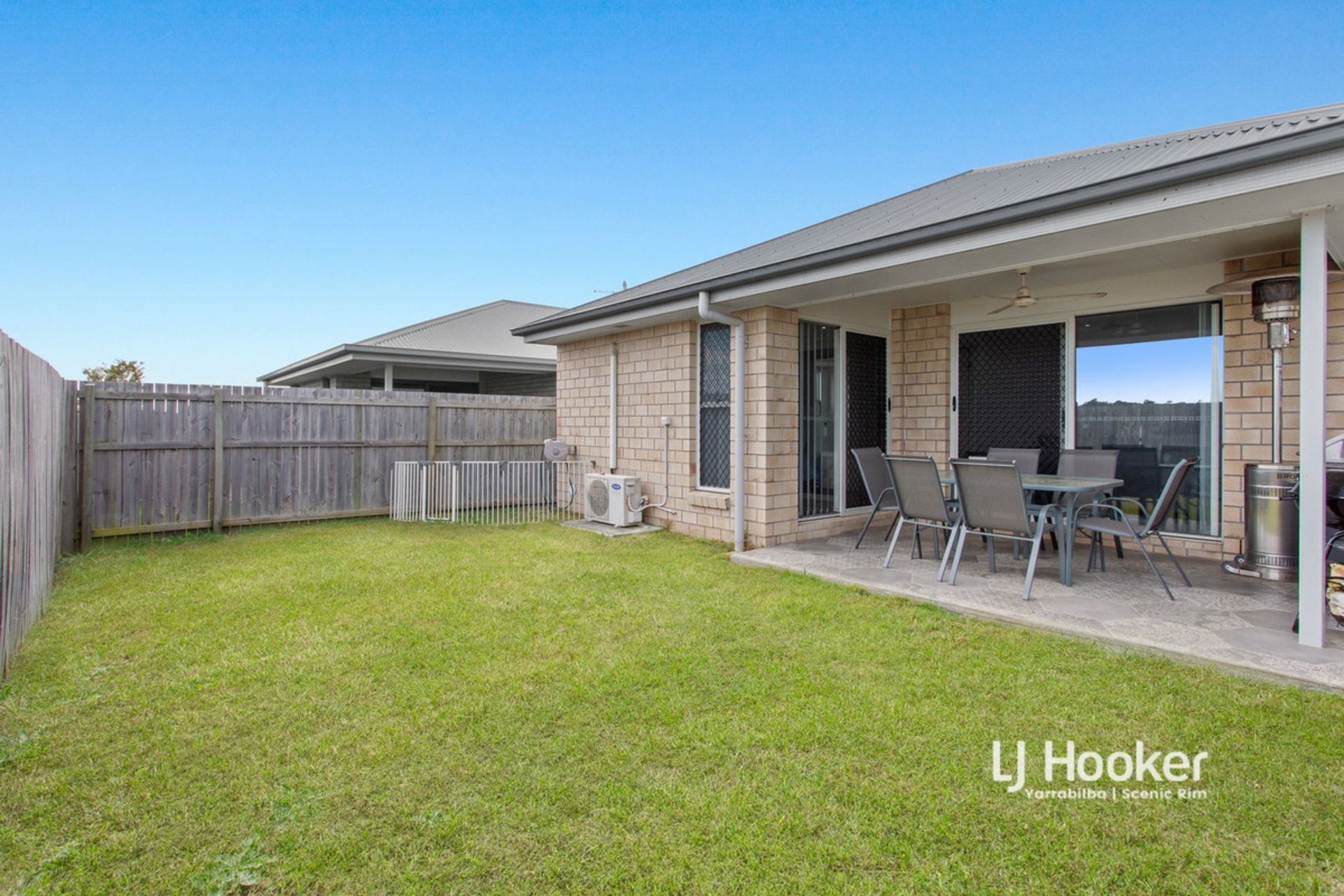 16 Olivine Circuit, YARRABILBA