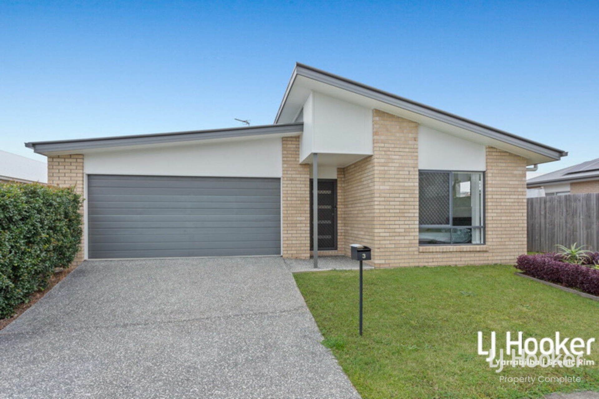 3 Breccia Street Yarrabilba QLD