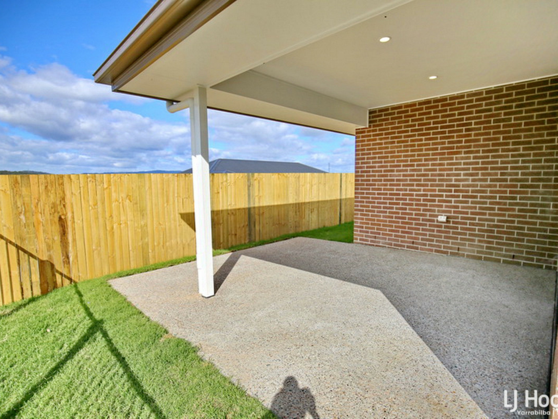 21 Darrau Avenue, YARRABILBA