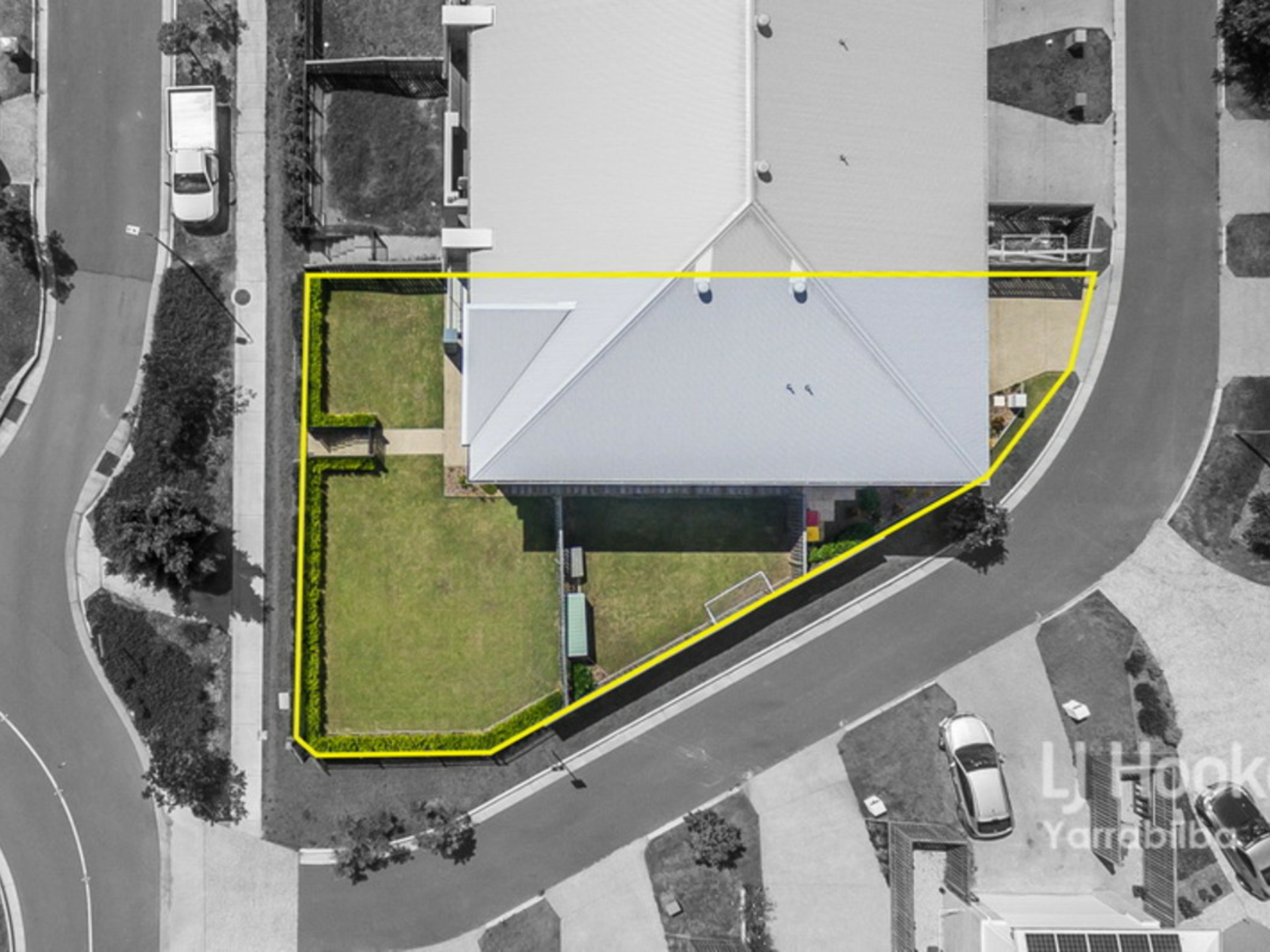 2 Daniels Lane, YARRABILBA