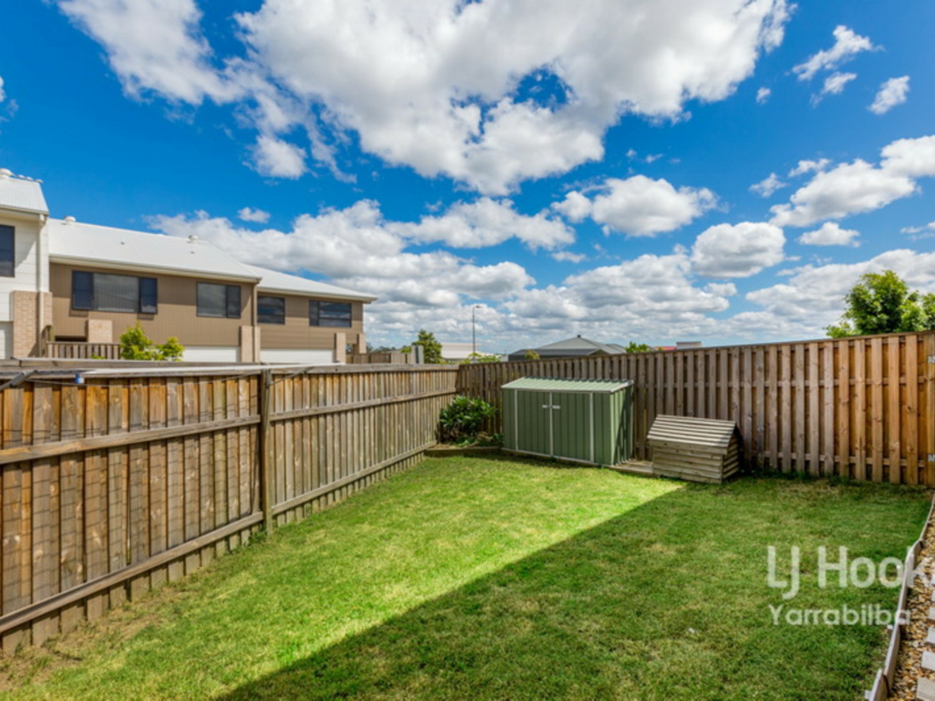 2 Daniels Lane, YARRABILBA