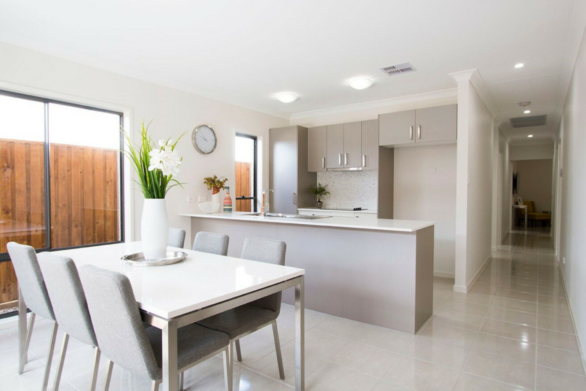 16 Shilin Street, YARRABILBA