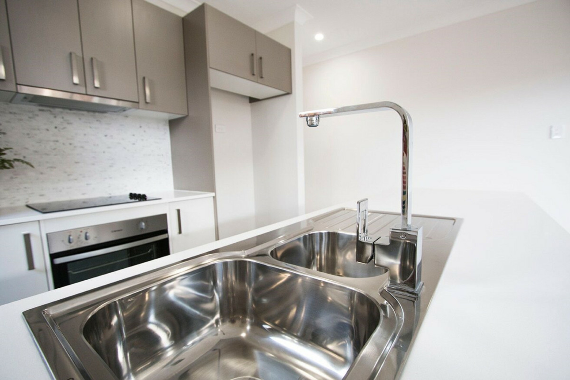 16 Shilin Street, YARRABILBA