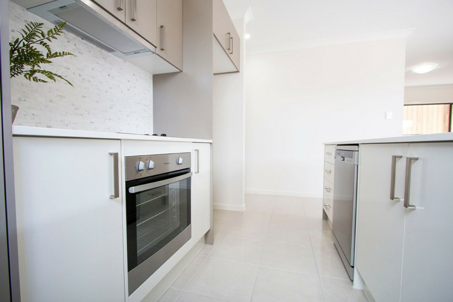 16 Shilin Street, YARRABILBA