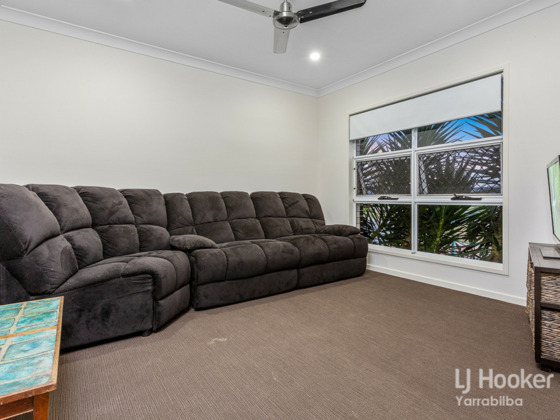 18 Potts Street, LOGAN VILLAGE