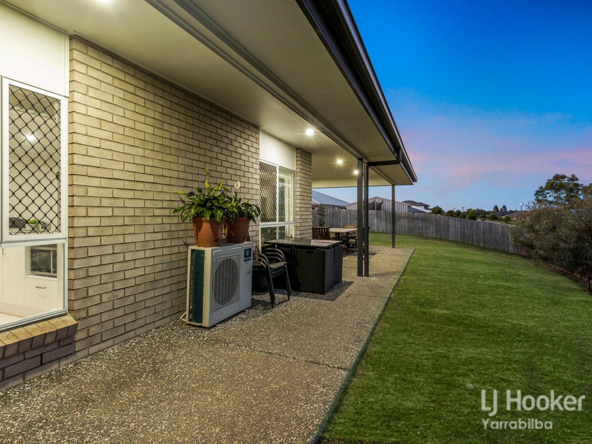 18 Potts Street, LOGAN VILLAGE