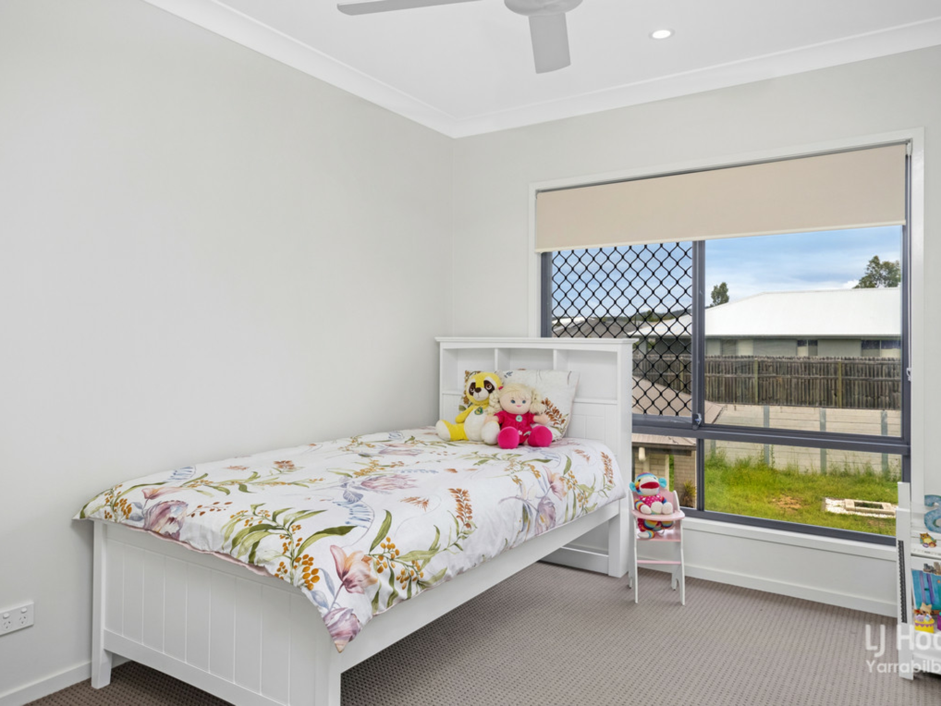 27 Blossom Street, YARRABILBA