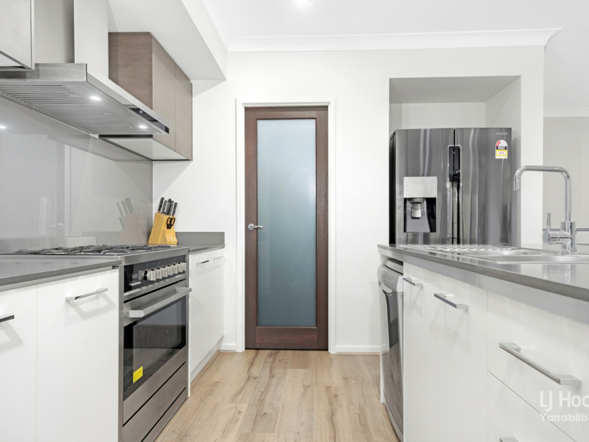 27 Blossom Street, YARRABILBA