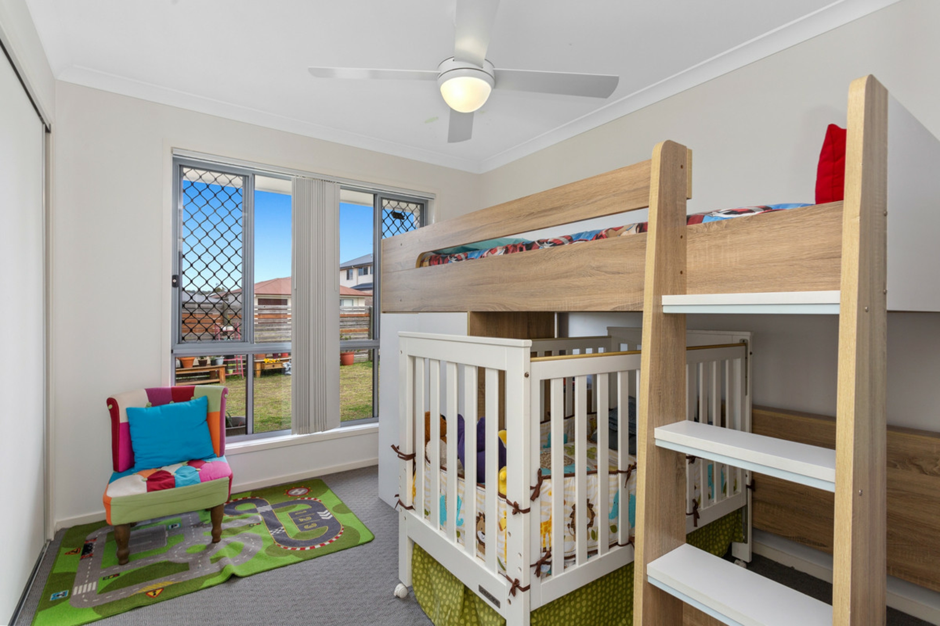 35 Combs Street, YARRABILBA