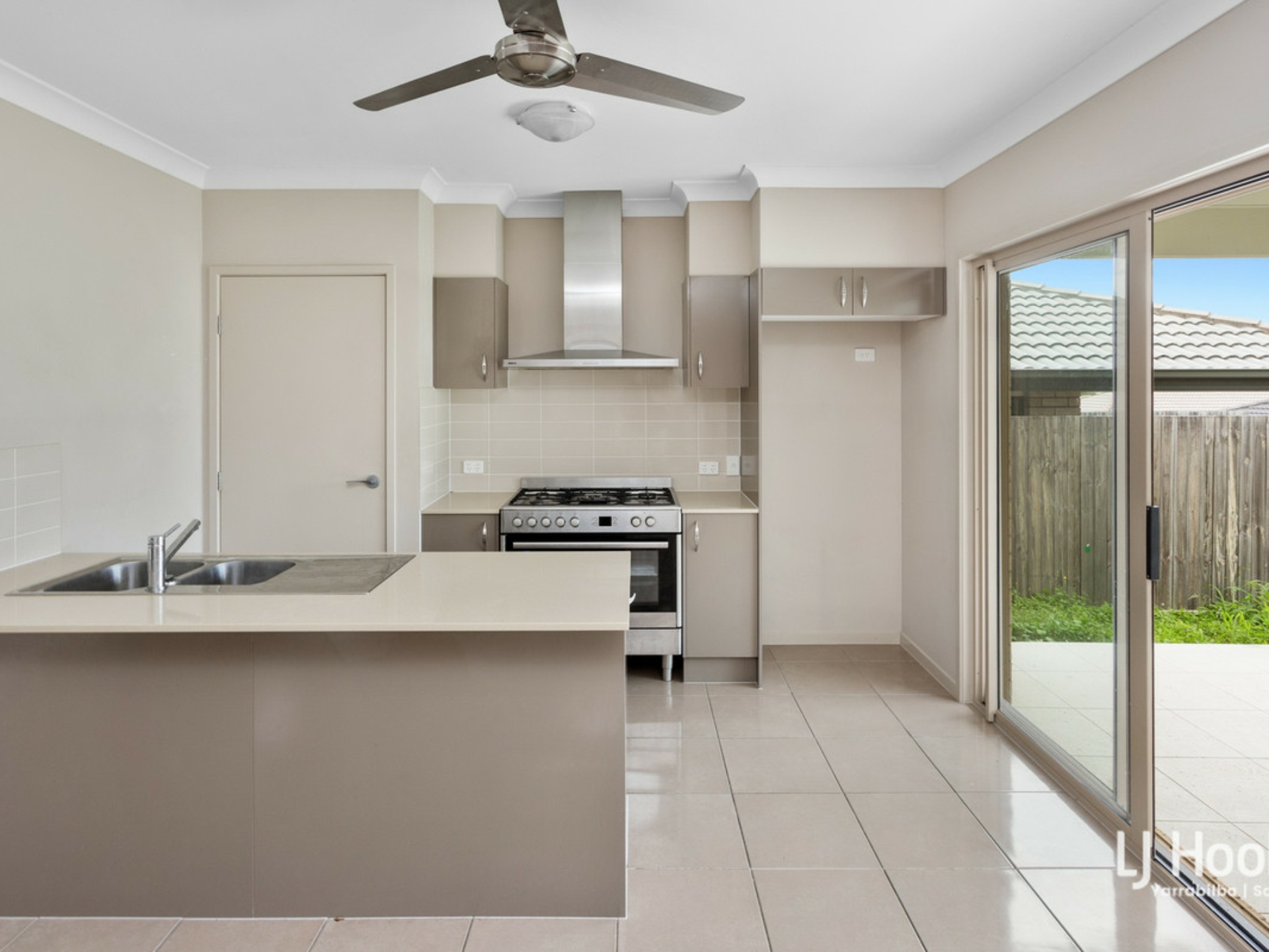 26 Bailey Street, YARRABILBA