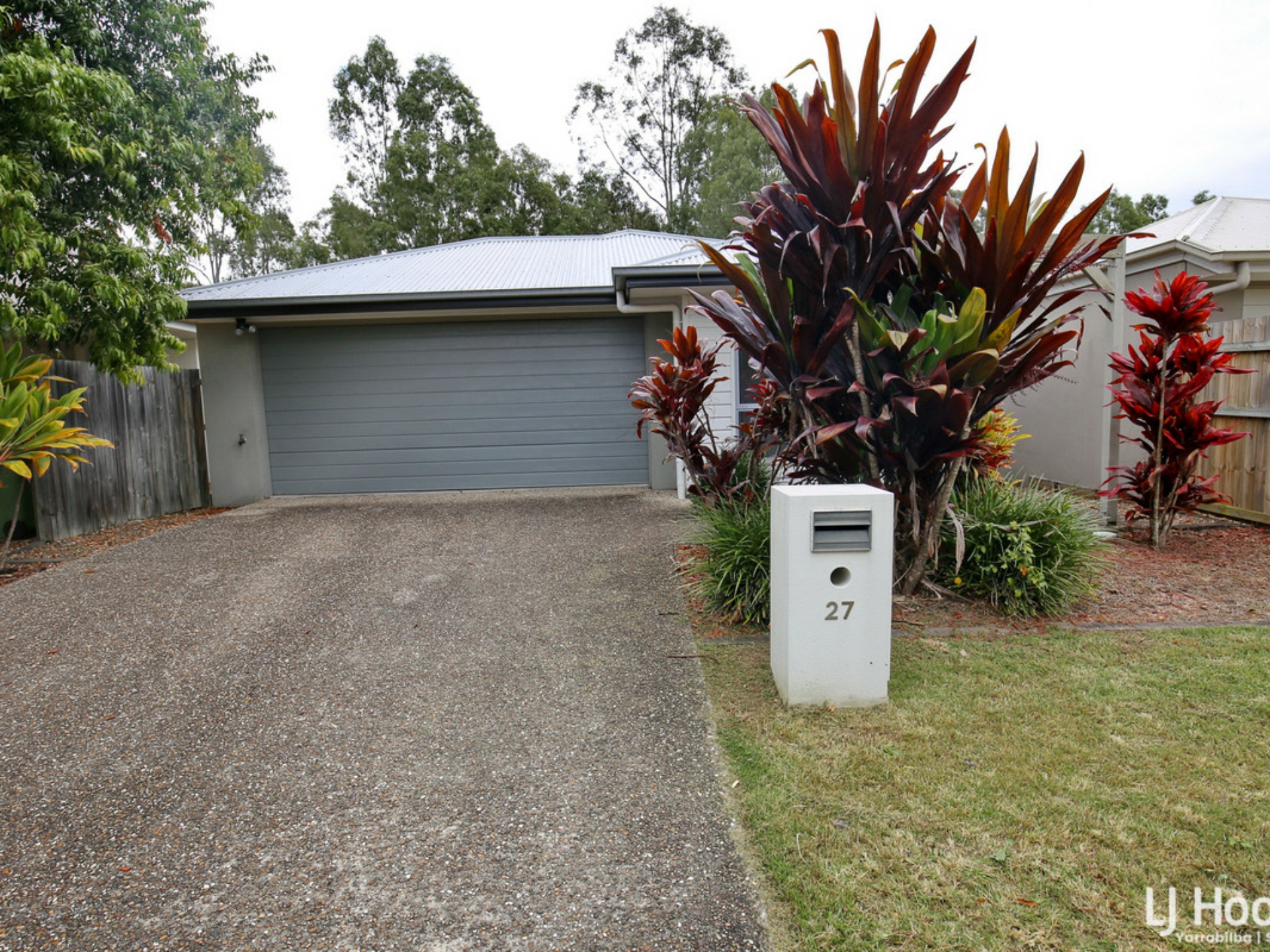 27 Walter Williams Crescent, REDBANK PLAINS