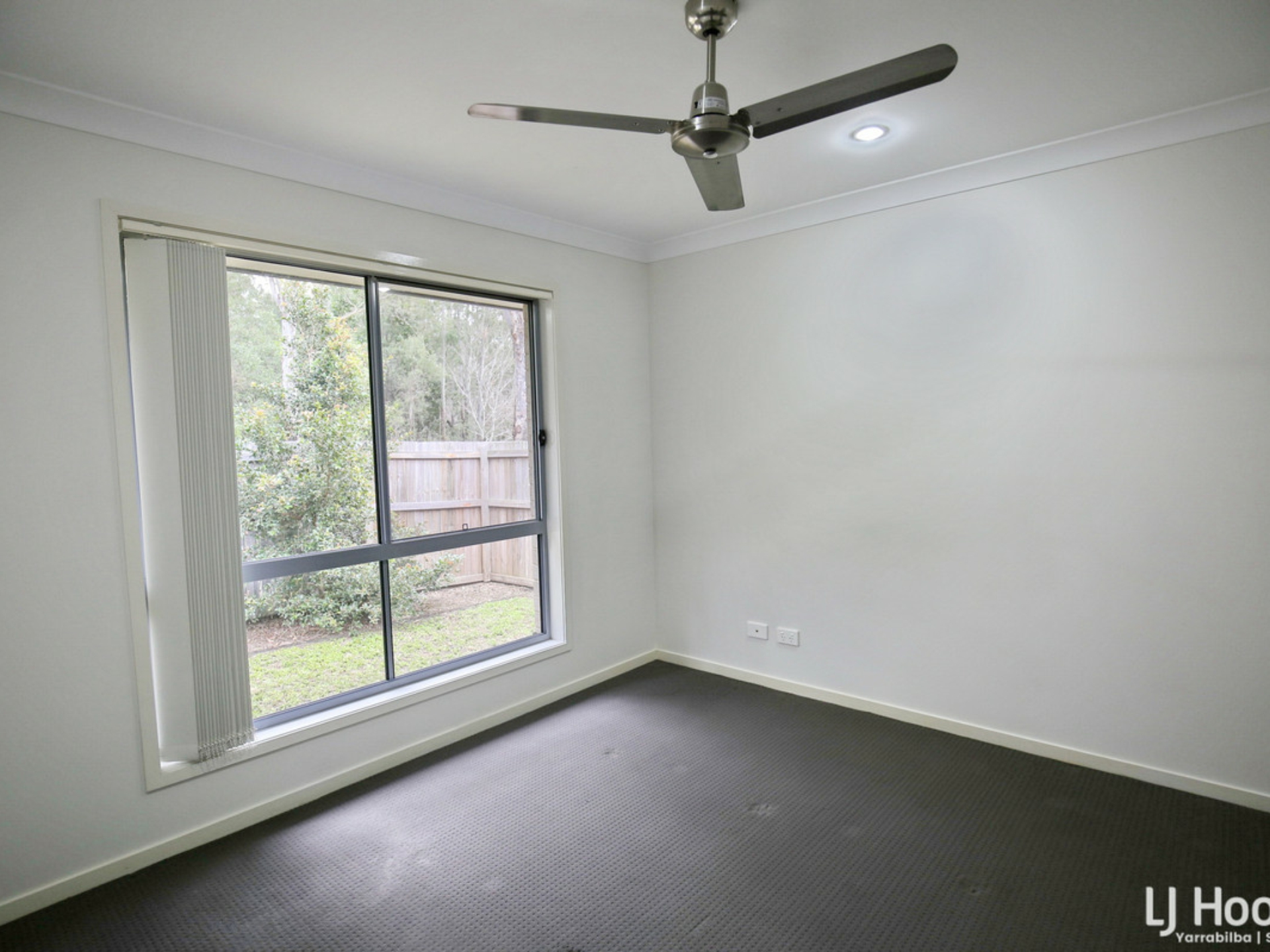 27 Walter Williams Crescent, REDBANK PLAINS