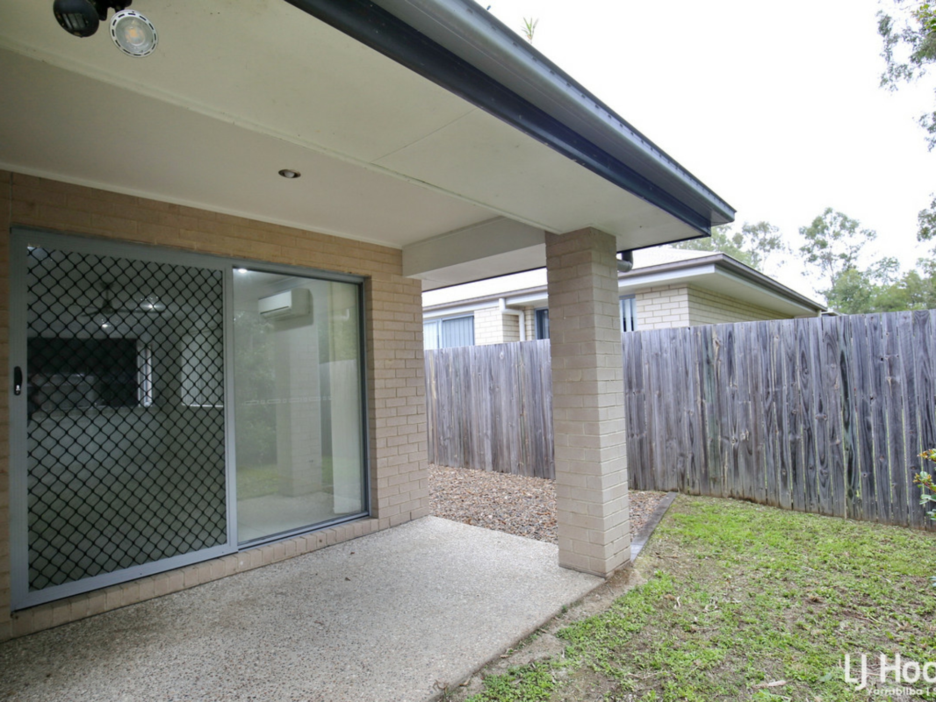 27 Walter Williams Crescent, REDBANK PLAINS