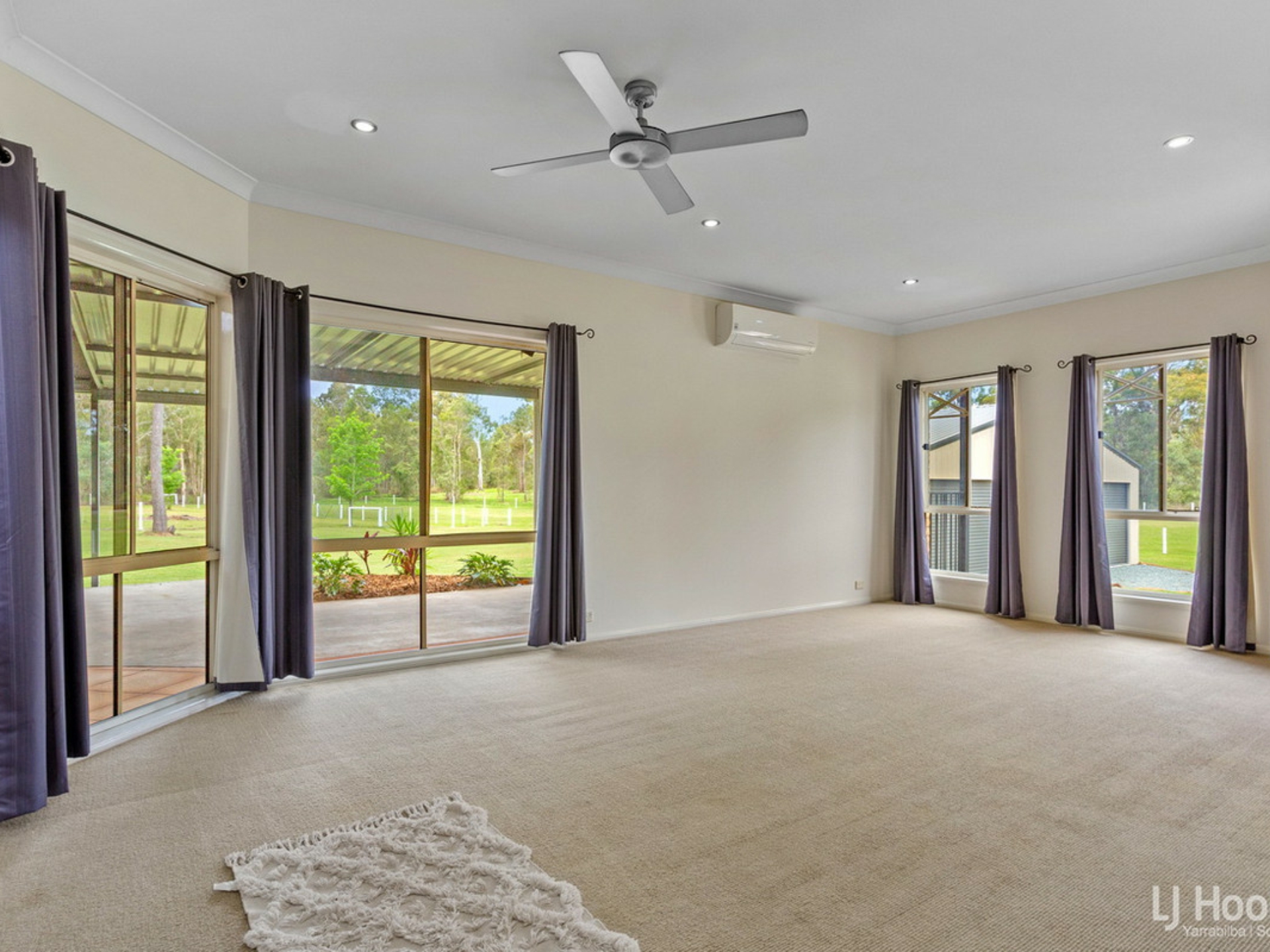 13-19 Florence Court, LOGAN VILLAGE