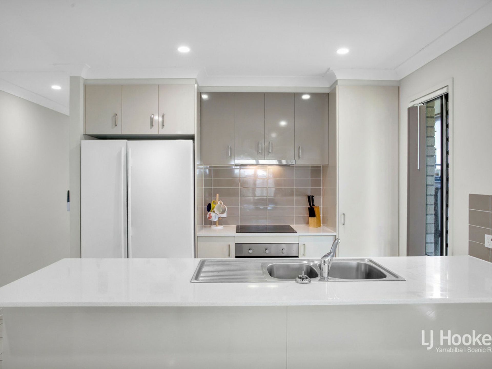 19 Rosewood Circuit, YARRABILBA