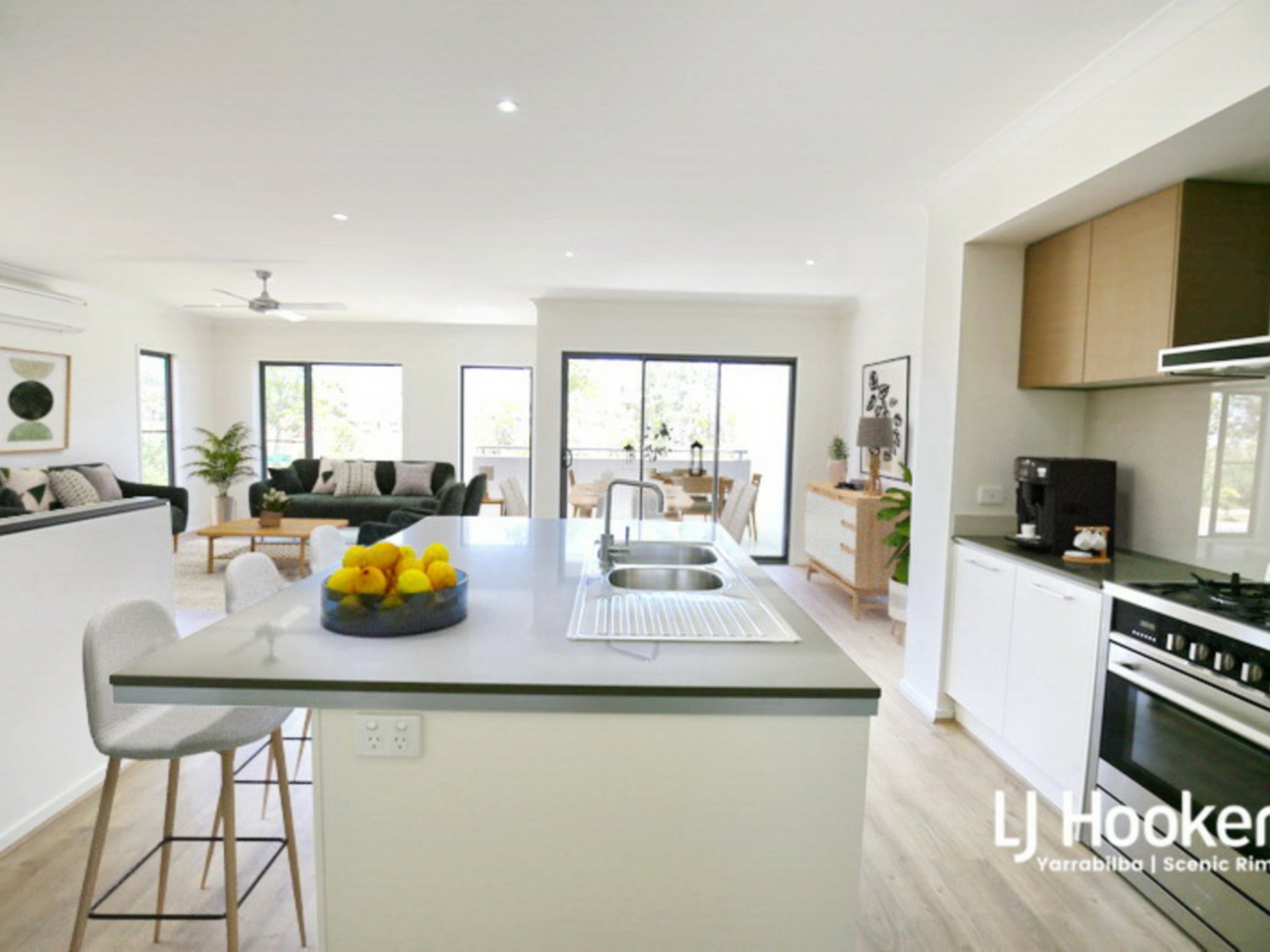 20 Garragull Drive, YARRABILBA