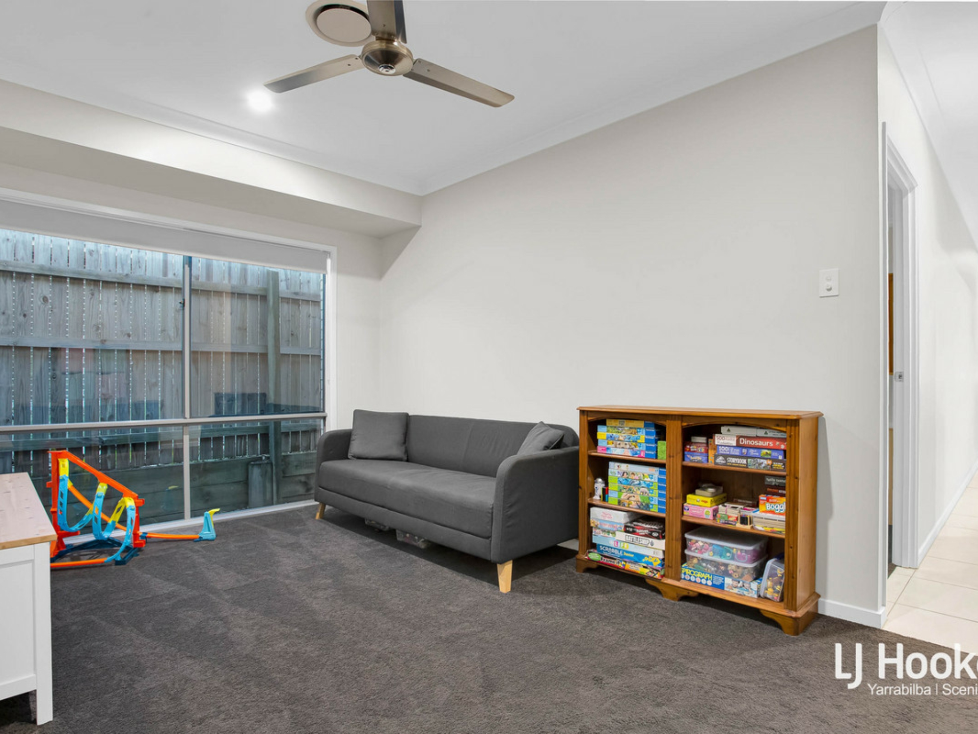 10 Hillard Street, YARRABILBA