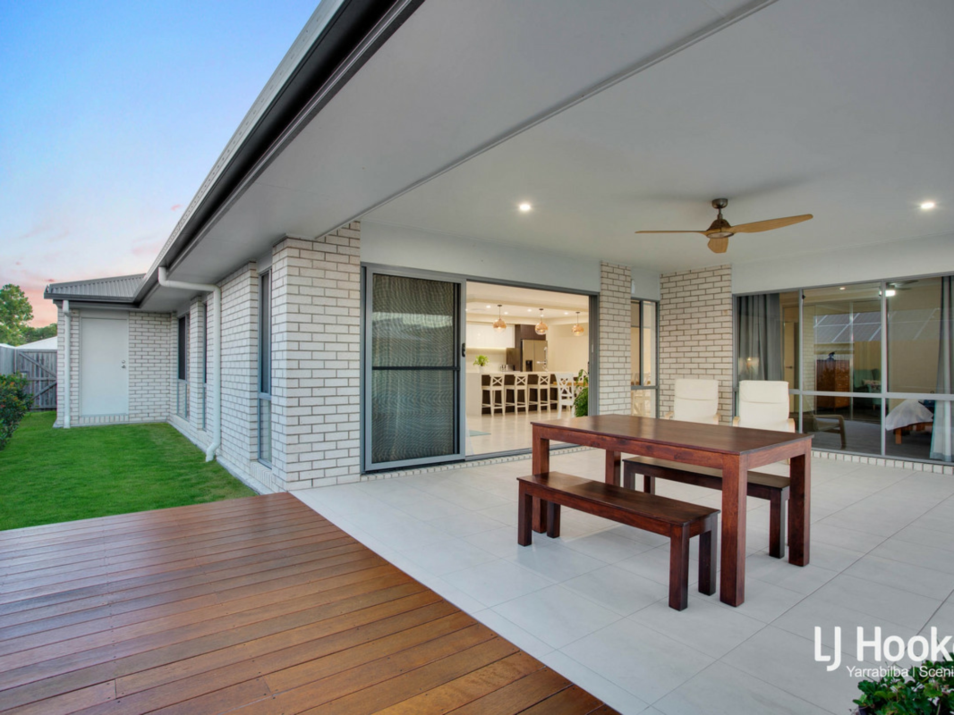 10 Hillard Street, YARRABILBA