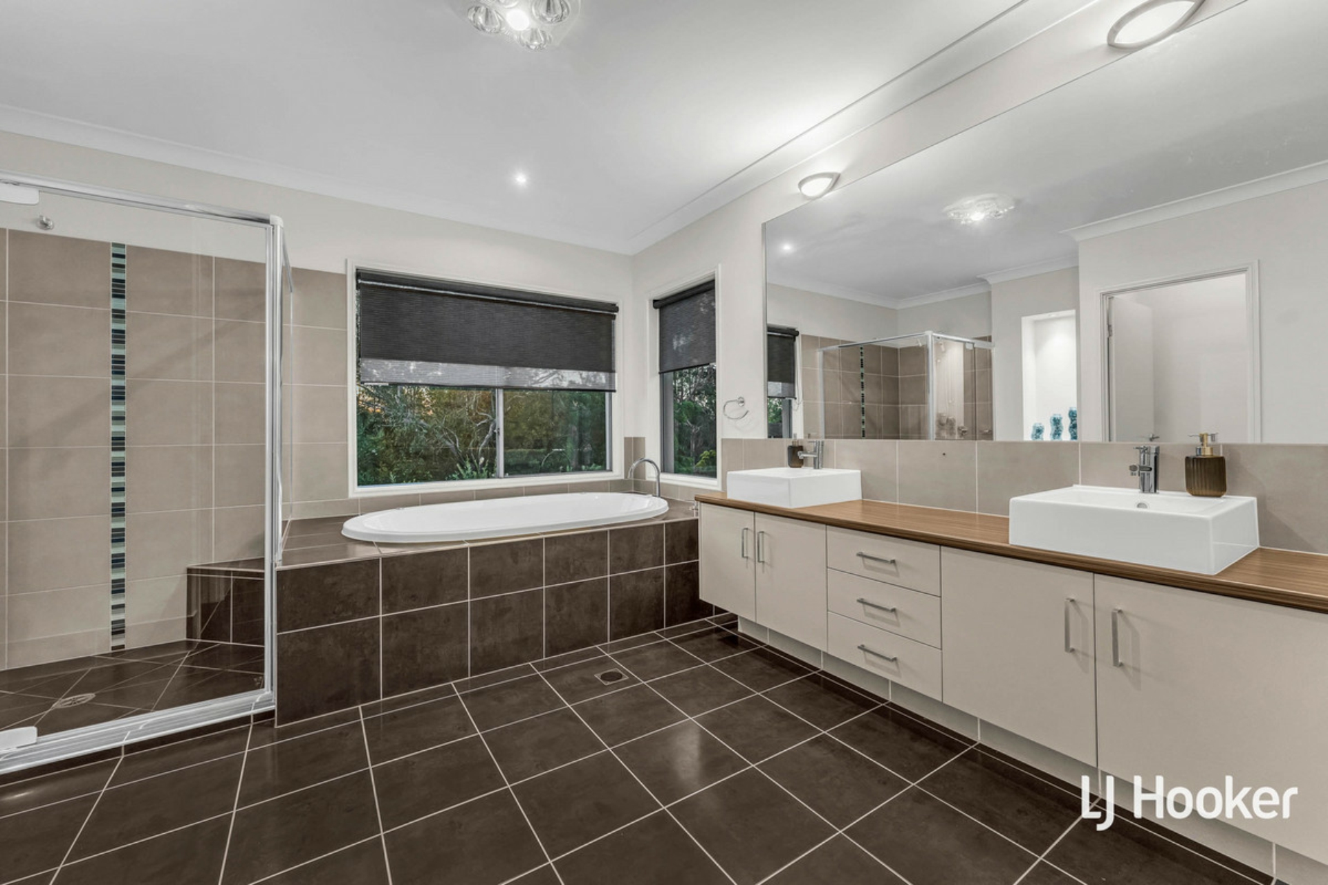 74-76 Bottlebrush Drive, JIMBOOMBA