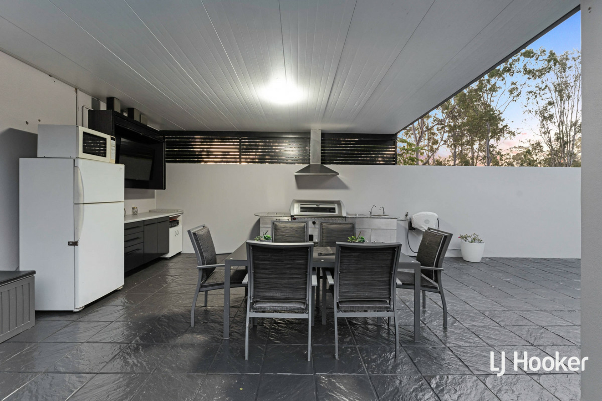 74-76 Bottlebrush Drive, JIMBOOMBA