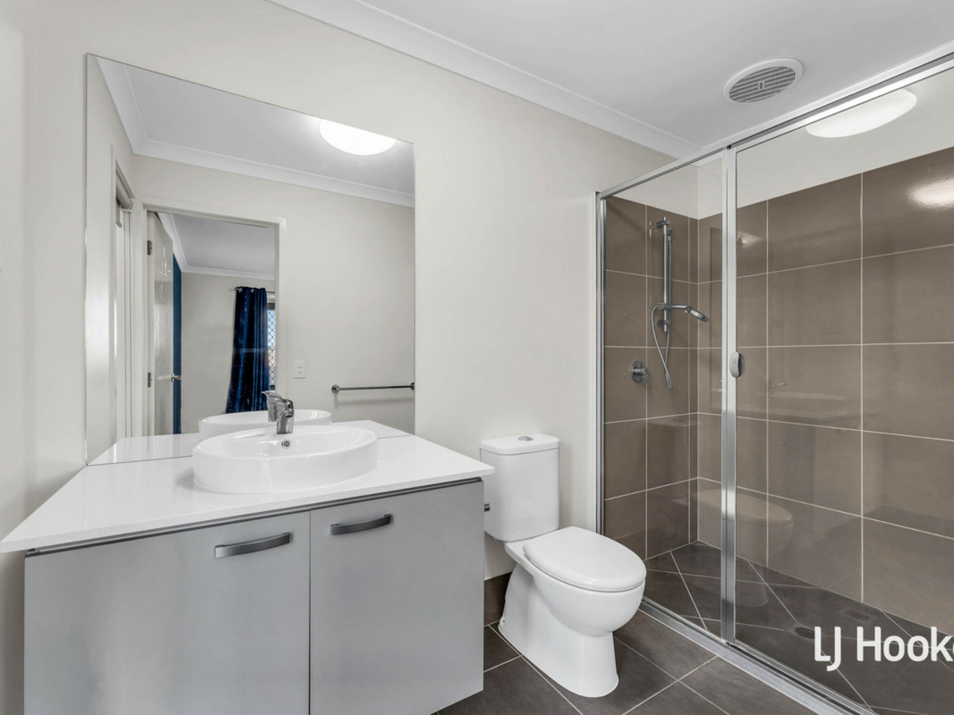 25 Tasker Street, YARRABILBA