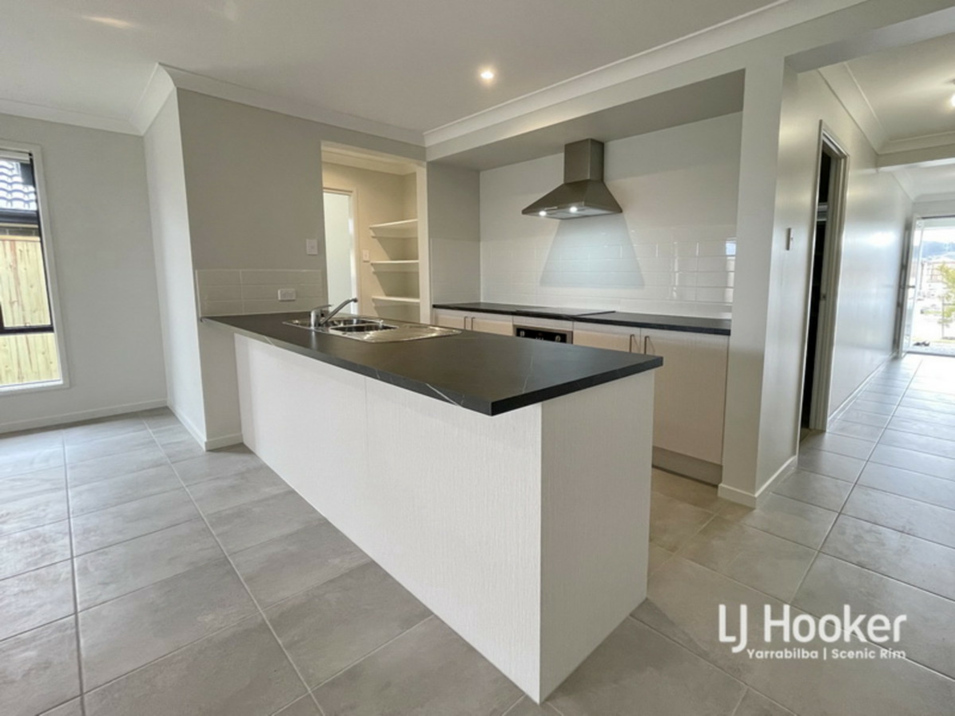 47 Snowdonia Crescent, YARRABILBA