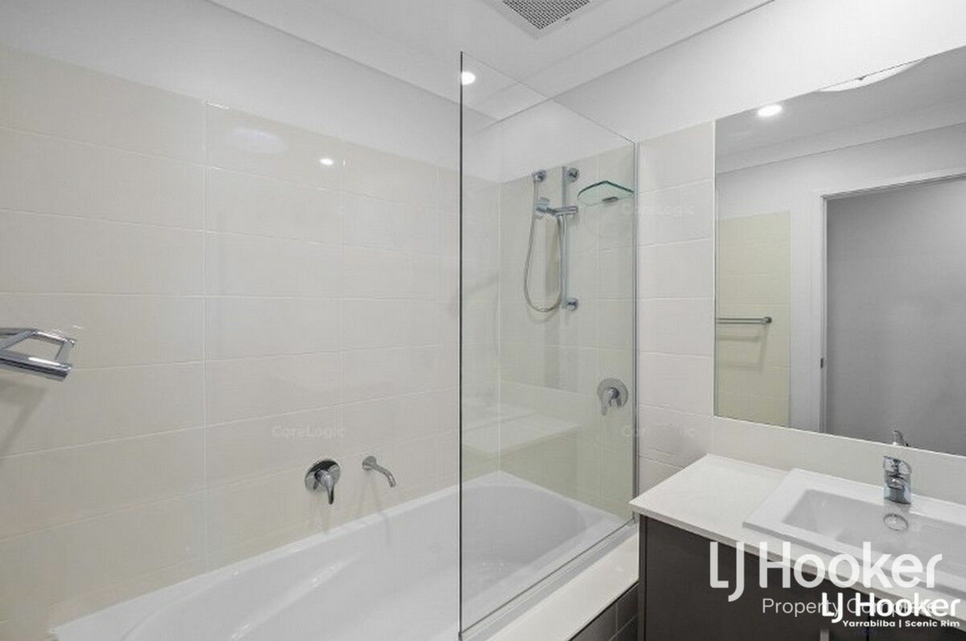 2/15 Rural Street, PARK RIDGE