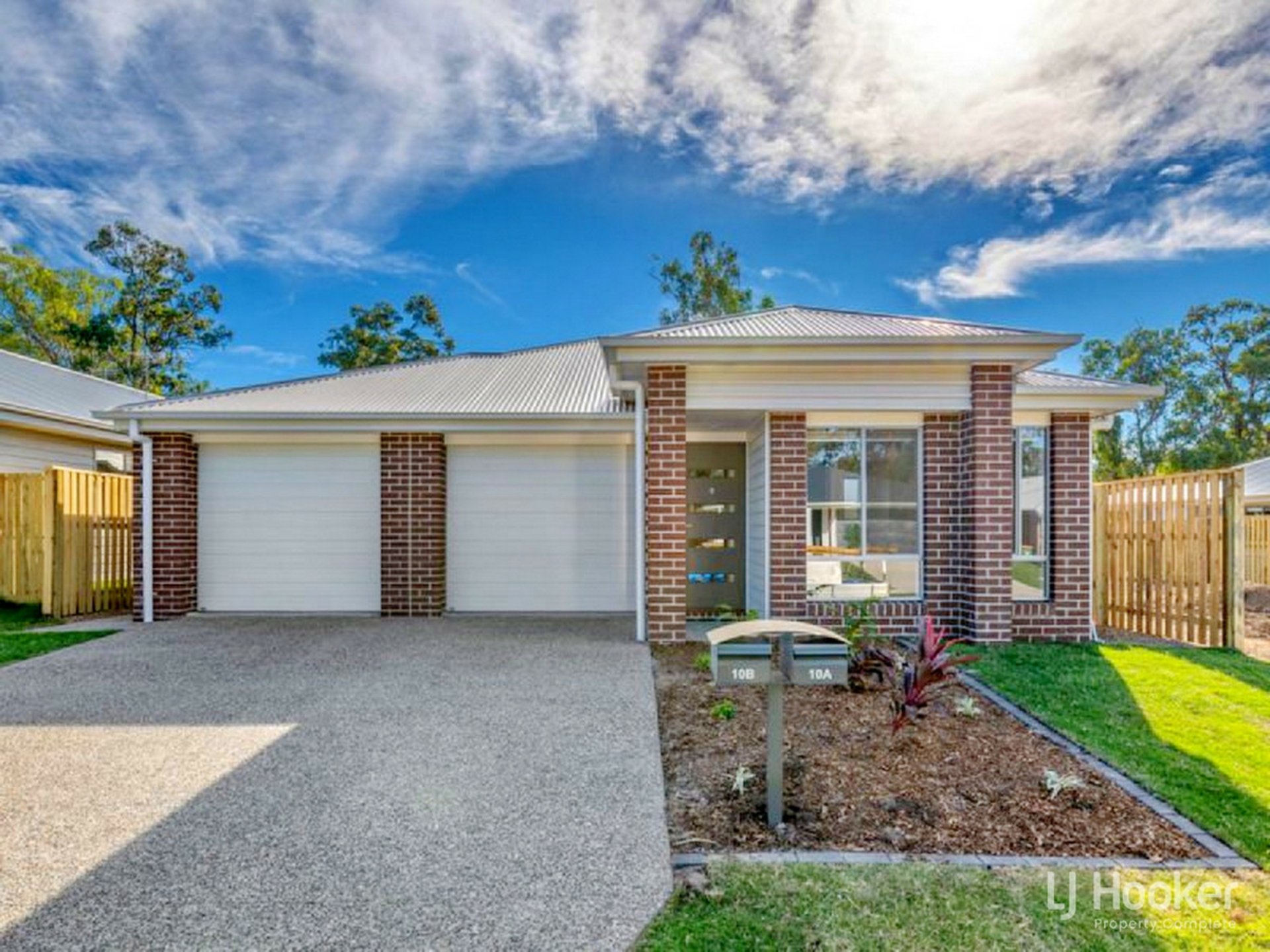 10B Miamax Place, LOGAN RESERVE